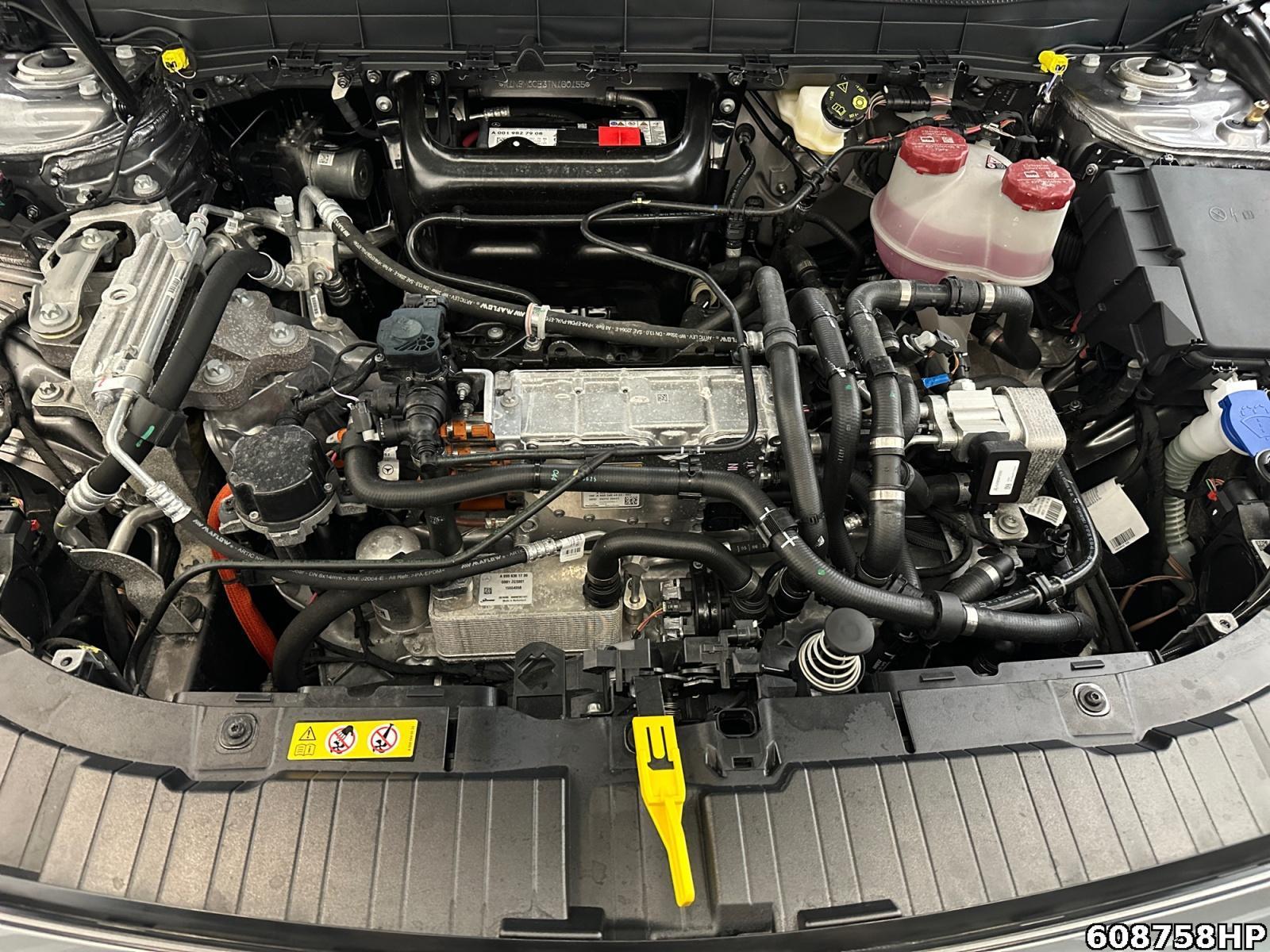 Fahrzeugabbildung Mercedes-Benz EQB AMG Ambiente Kamera Lenkradhzg Sitzhzg