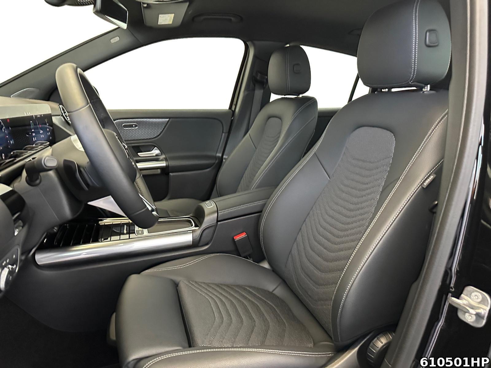 Fahrzeugabbildung Mercedes-Benz GLA 200 Progressive Kamera Easypack LED SHZ DAB
