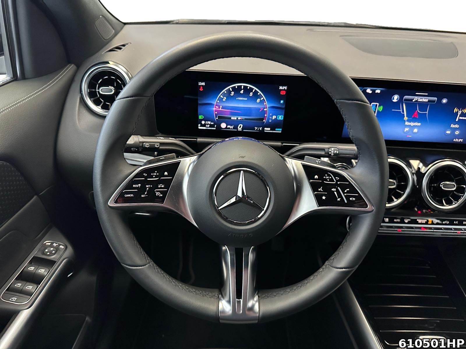 Fahrzeugabbildung Mercedes-Benz GLA 200 Progressive Kamera Easypack LED SHZ DAB