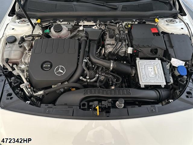 Fahrzeugabbildung Mercedes-Benz CLA 250 Shooting Brake e AMG Line EDITION 2020