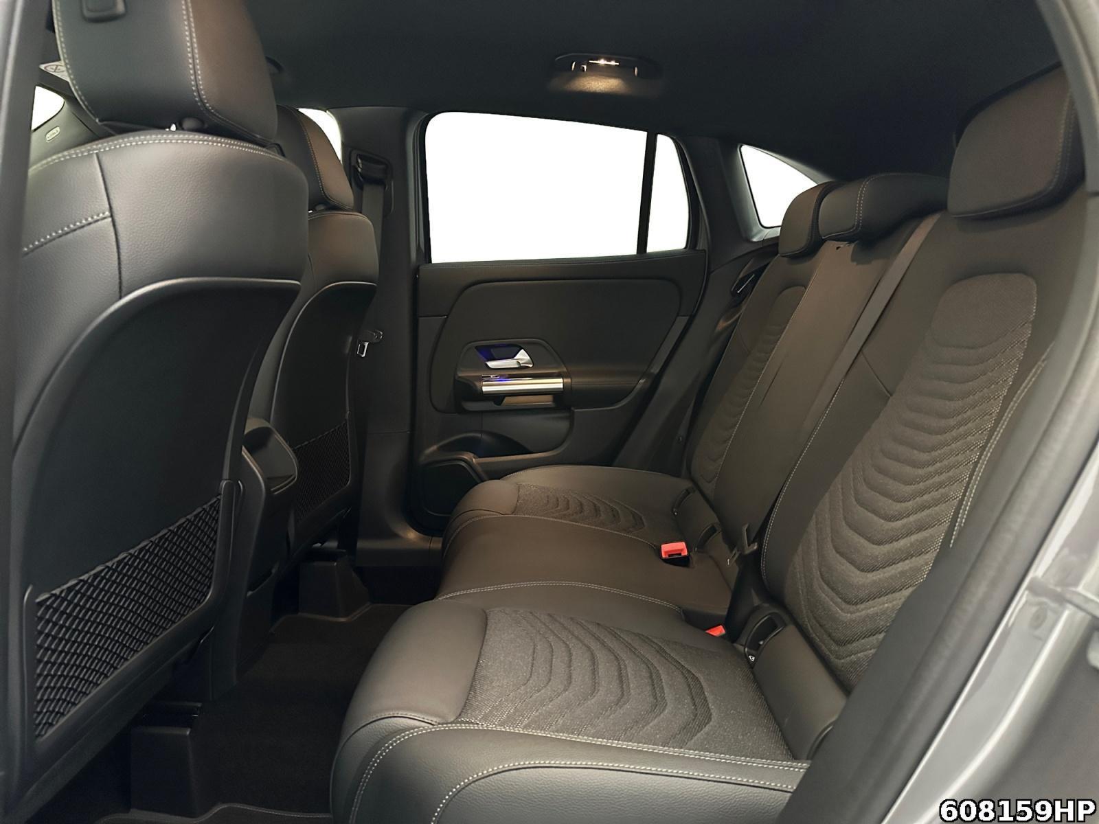 Fahrzeugabbildung Mercedes-Benz GLA 220 d 4M Progressive Night AHK Keyless 360°