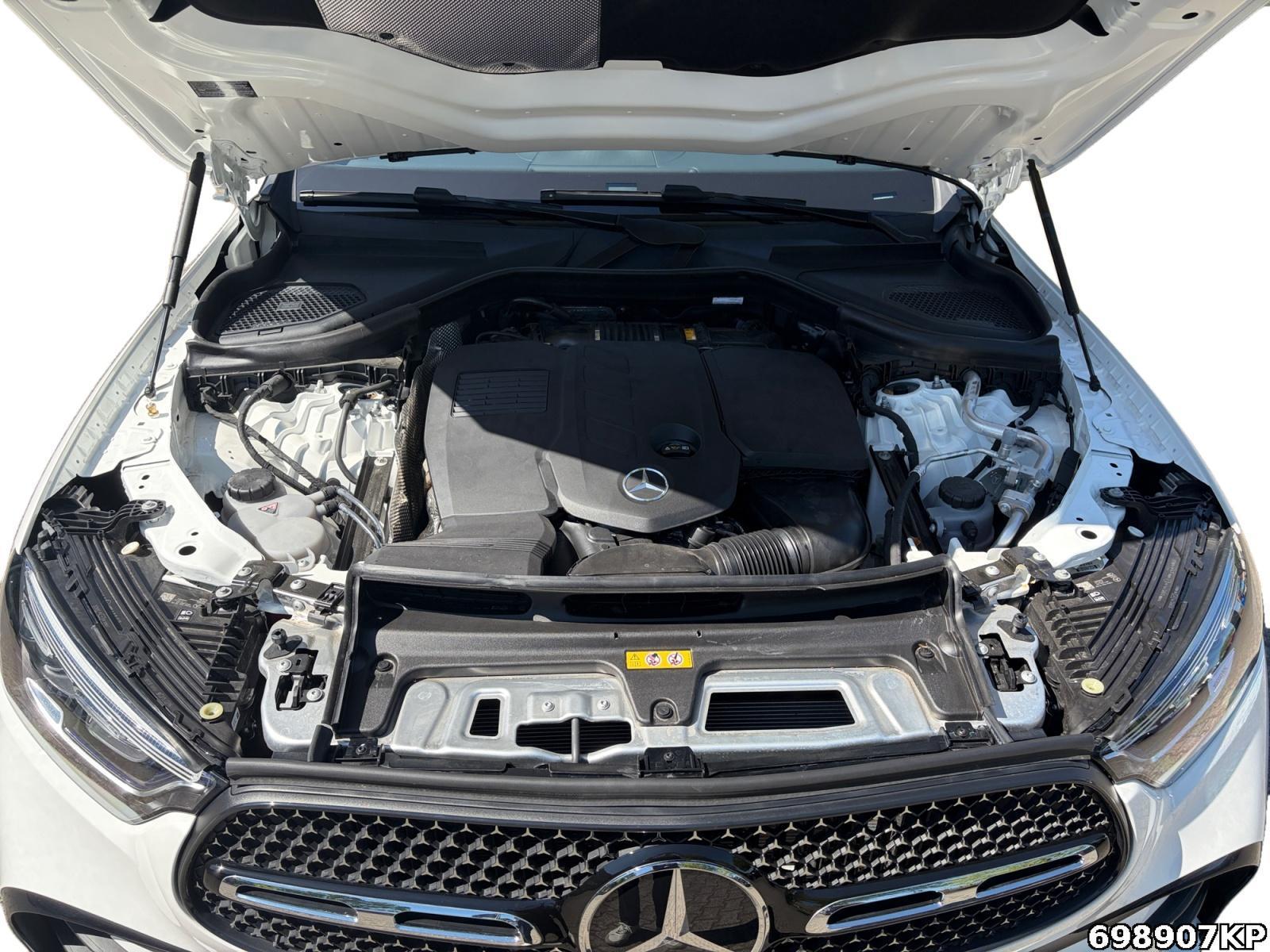Fahrzeugabbildung Mercedes-Benz GLC 300 d 4M AMG Night DigitalLight Memory CarPl