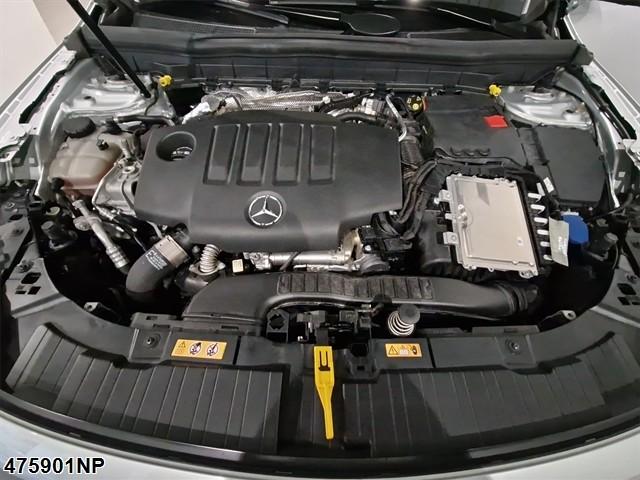 Fahrzeugabbildung Mercedes-Benz GLB 200 d 4M Progressive AHK Totwinkel Kamera