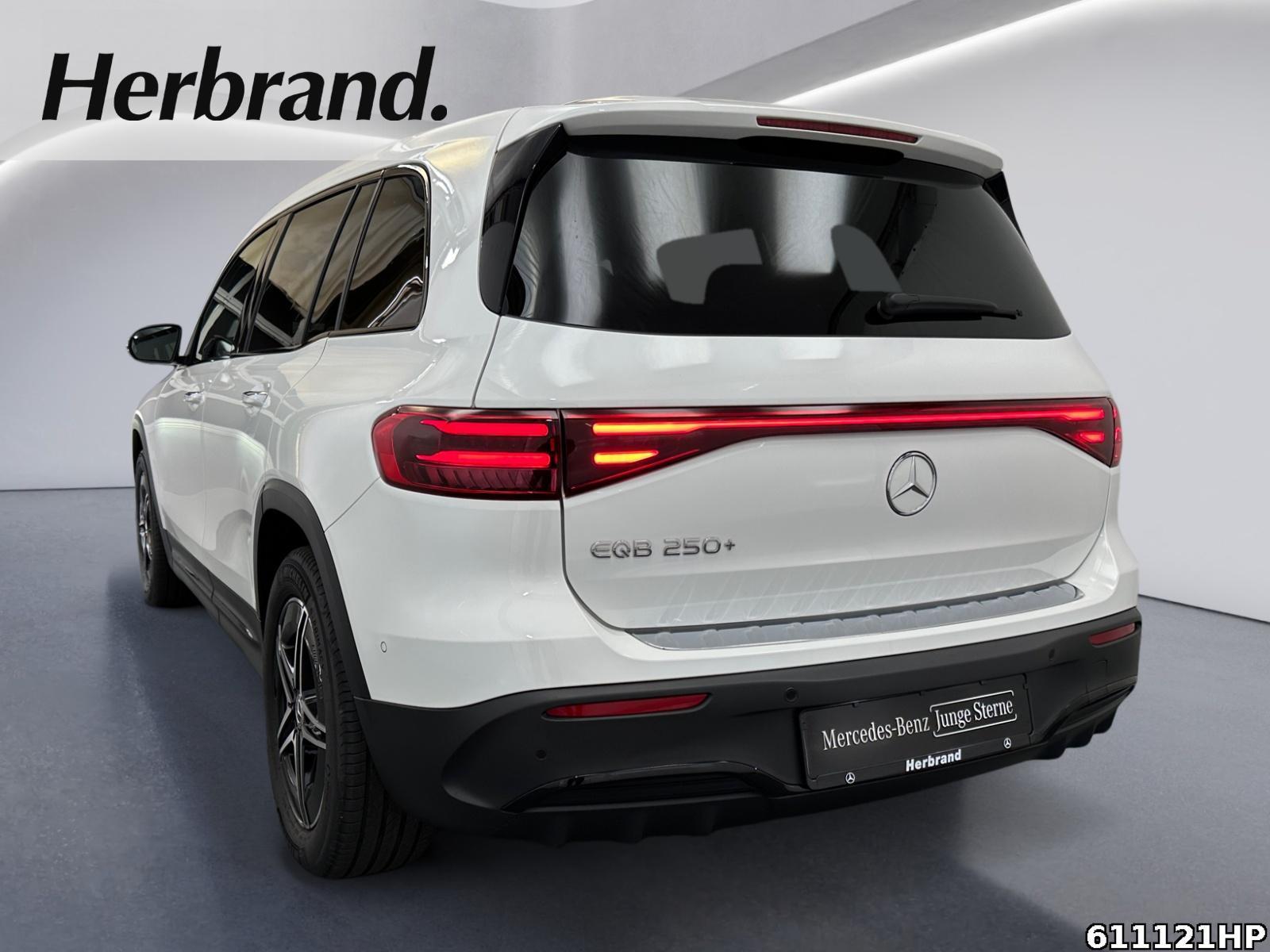 Fahrzeugabbildung Mercedes-Benz EQB AMG DISTRONIC 360° Kamera Night Keyless