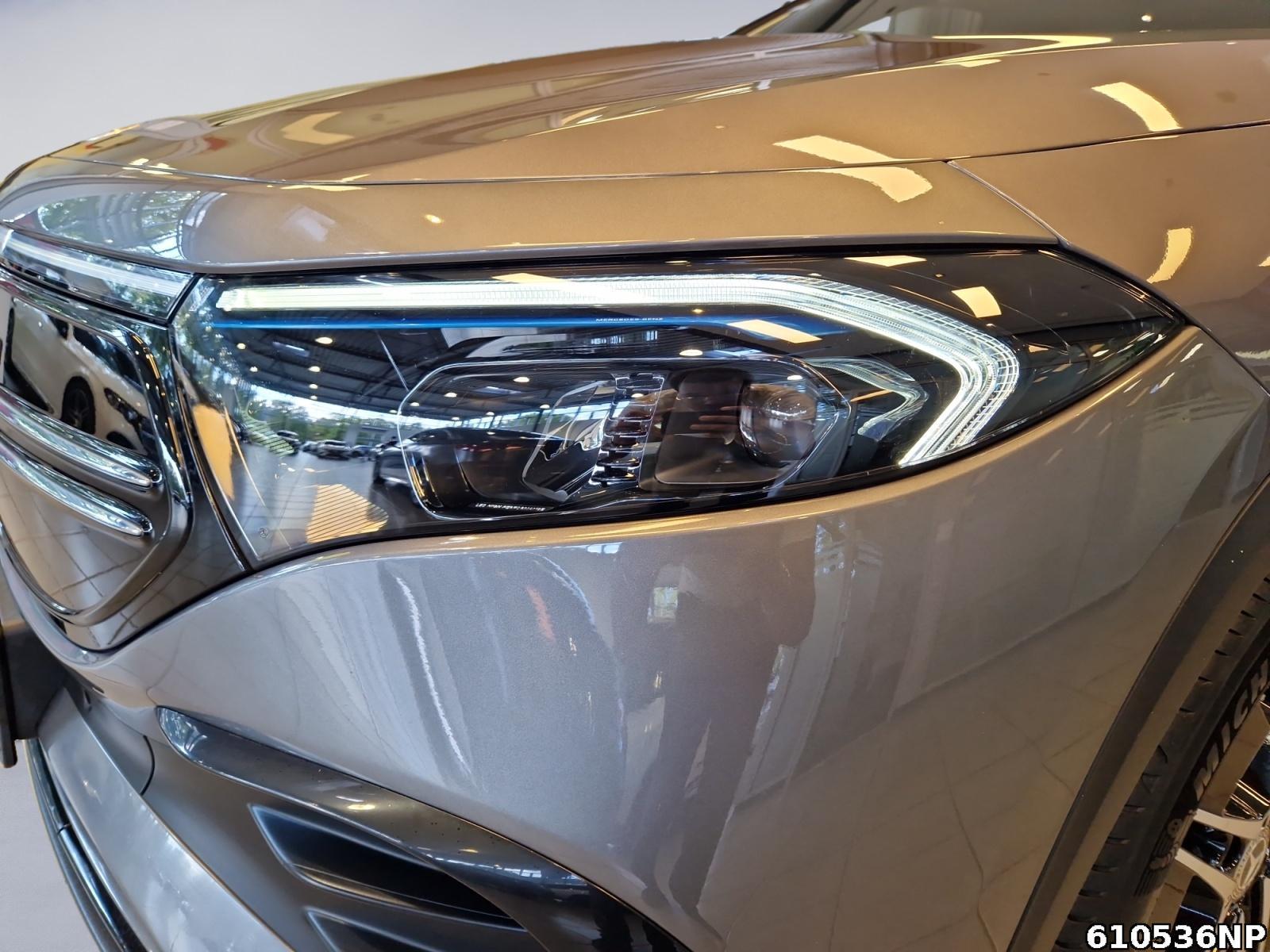 Fahrzeugabbildung Mercedes-Benz EQA AMG Line AHK Head-up Distronic Burmest