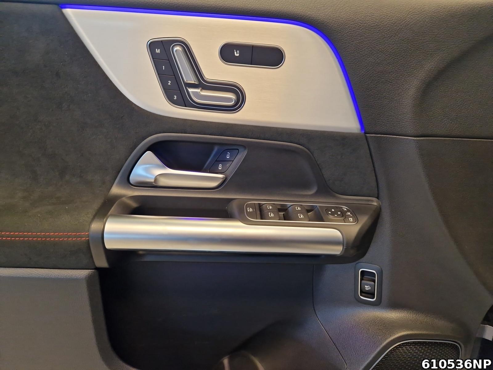Fahrzeugabbildung Mercedes-Benz EQA AMG Line AHK Head-up Distronic Burmest