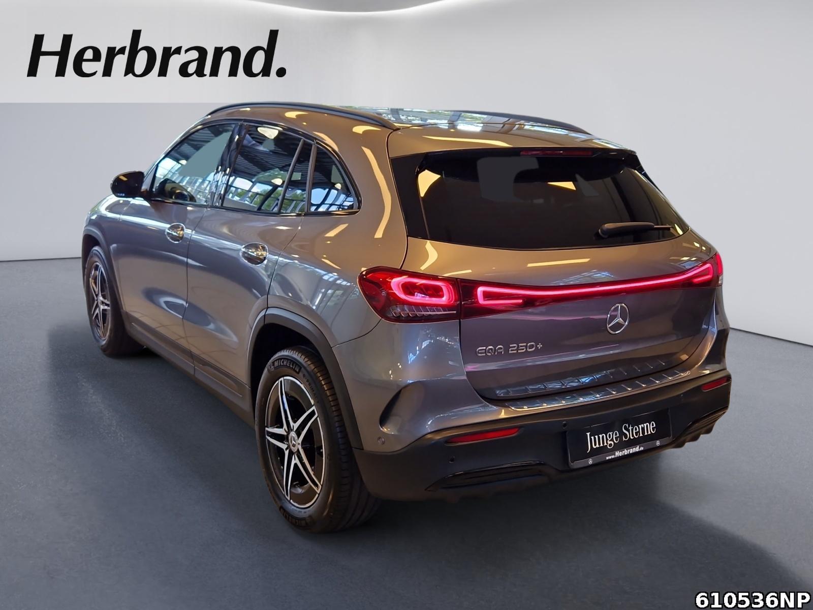 Fahrzeugabbildung Mercedes-Benz EQA AMG Line AHK Head-up Distronic Burmest
