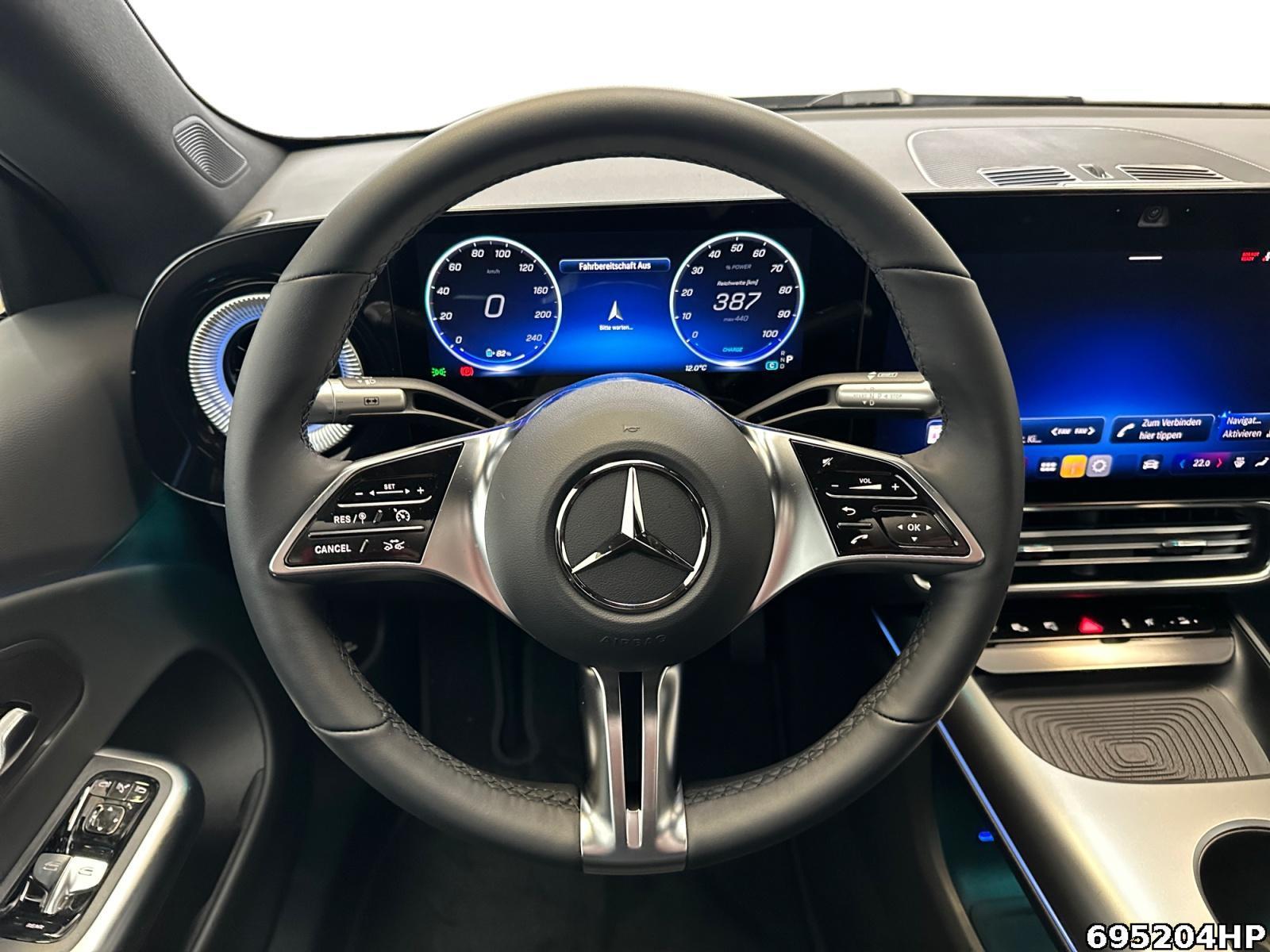 Fahrzeugabbildung Mercedes-Benz CLA 200 +PROGRESSIVE+NIGHT+MEMORY+SUPERSCREEN+