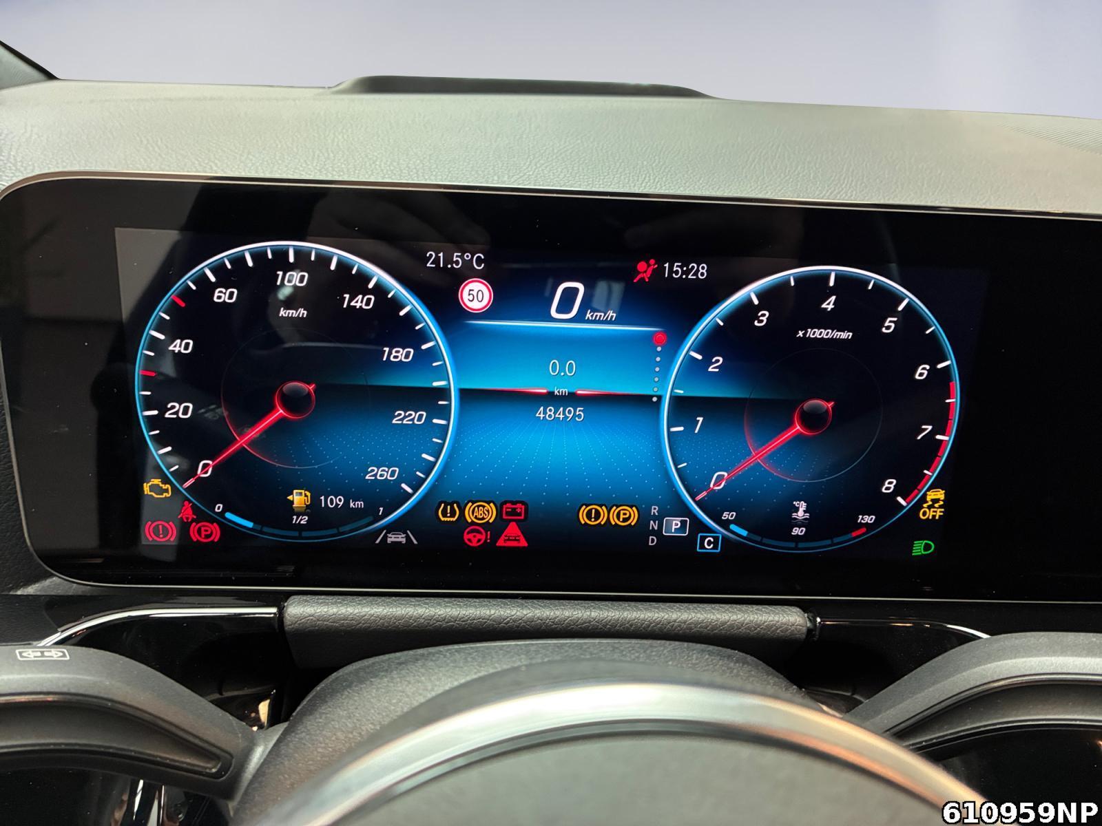 Fahrzeugabbildung Mercedes-Benz GLA 250 4M Progressive Memory Distronic 360°