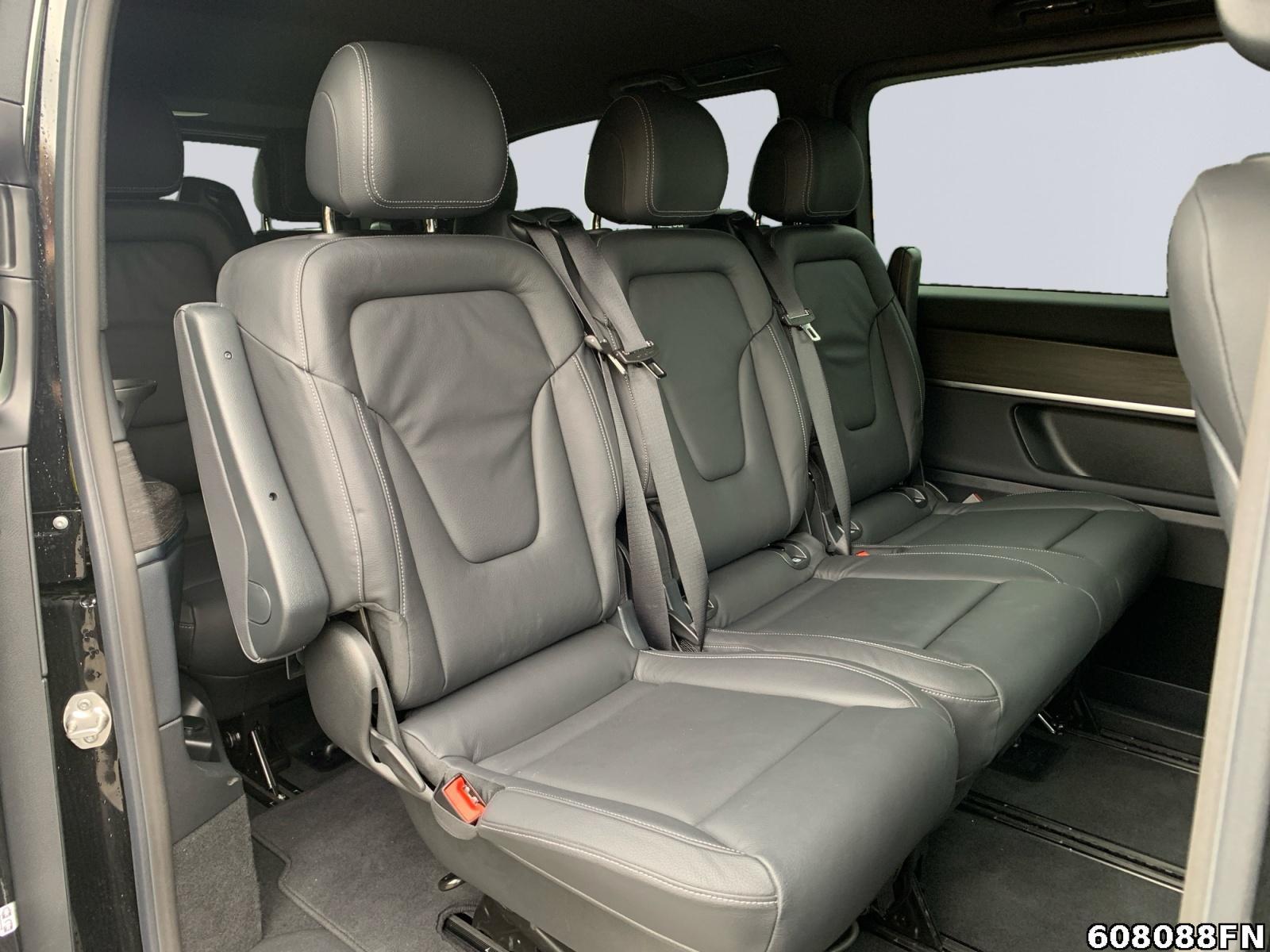Fahrzeugabbildung Mercedes-Benz V 300 AVG/XXL *8 SITZE*360° KAMERA*EASY-PACK*LED