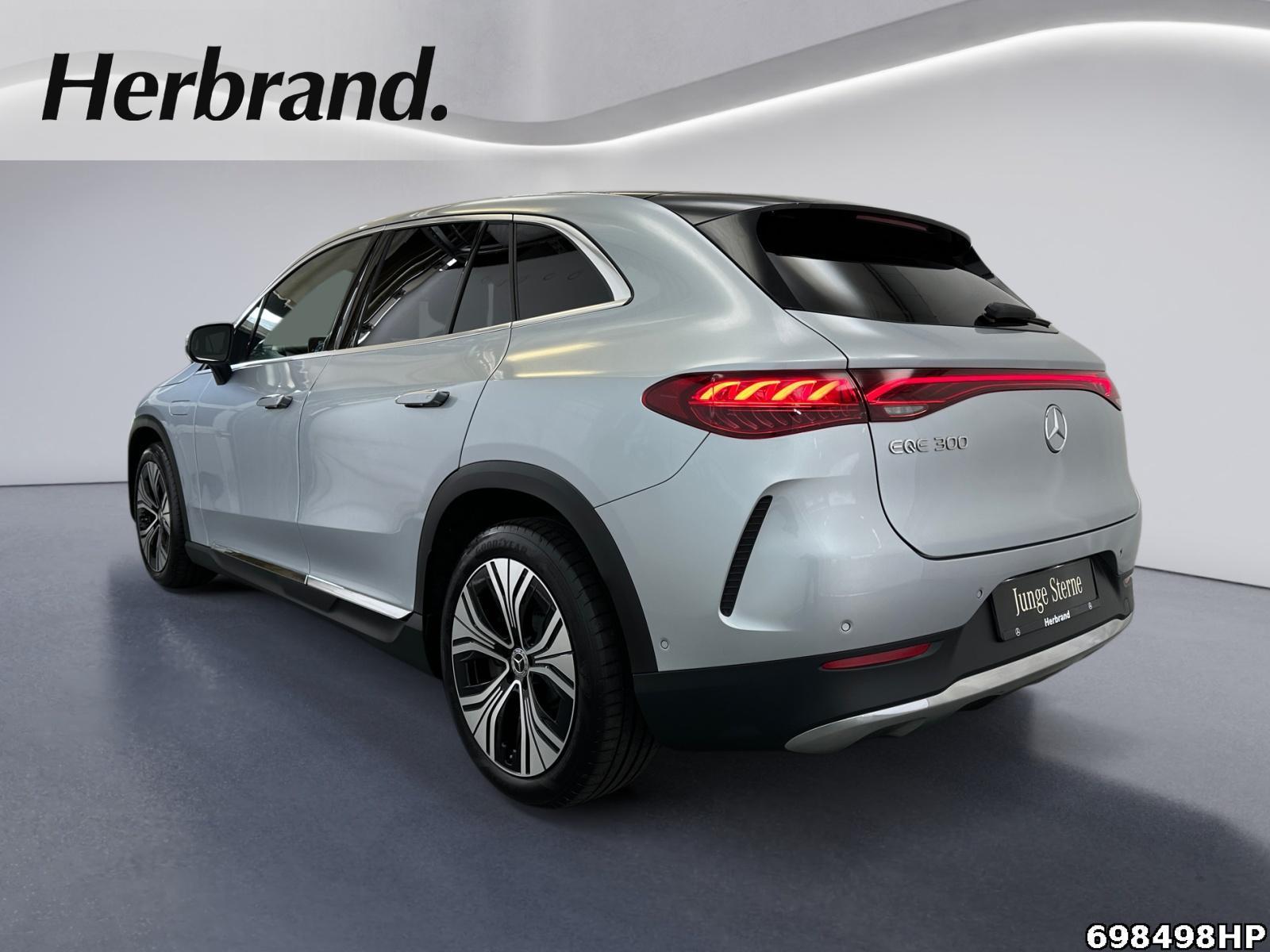 Fahrzeugabbildung Mercedes-Benz EQE SUV 300 Electric Art Distronic Memory 20