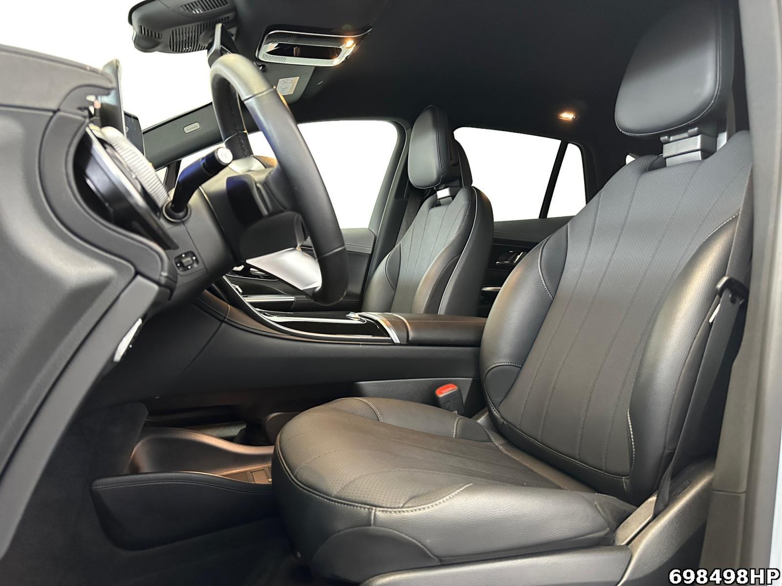 Fahrzeugabbildung Mercedes-Benz EQE SUV 300 Electric Art Distronic Memory 20