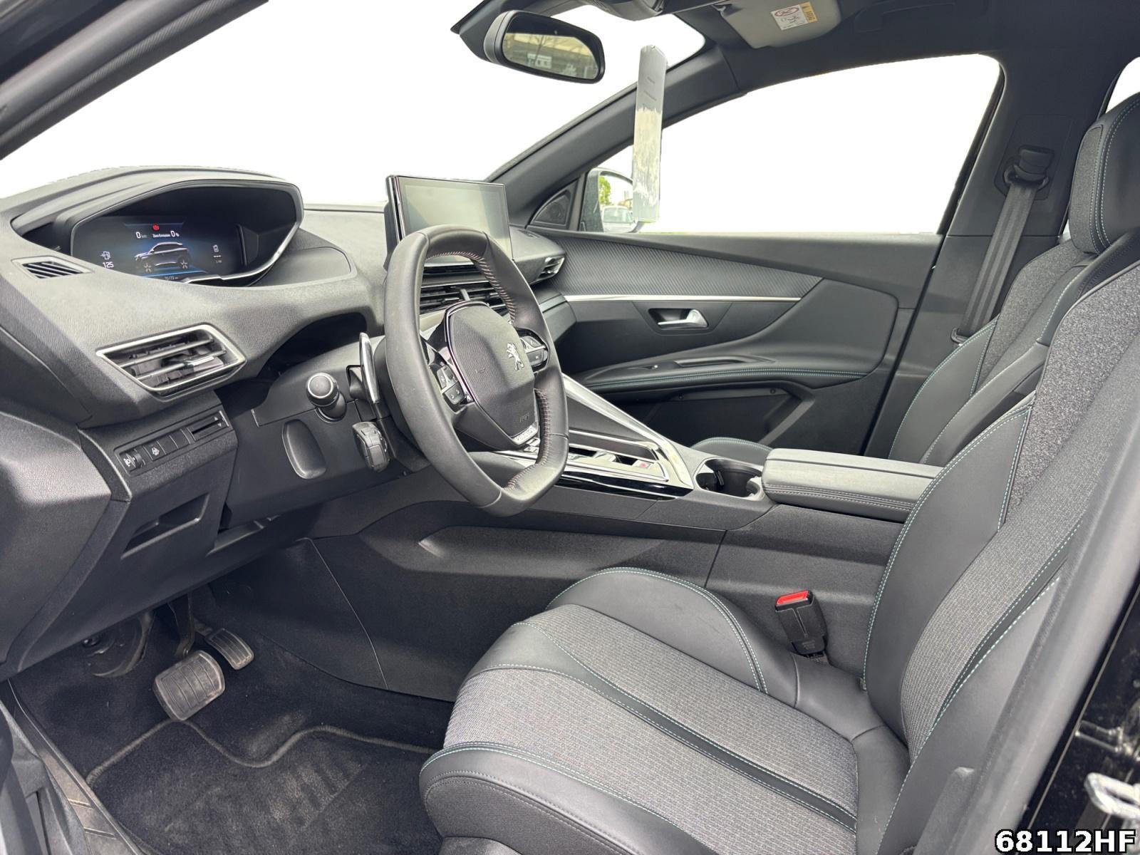 Fahrzeugabbildung Peugeot 3008 Allure Mildhybrid+8FACHBEREIFT+CARPLAY+DAB