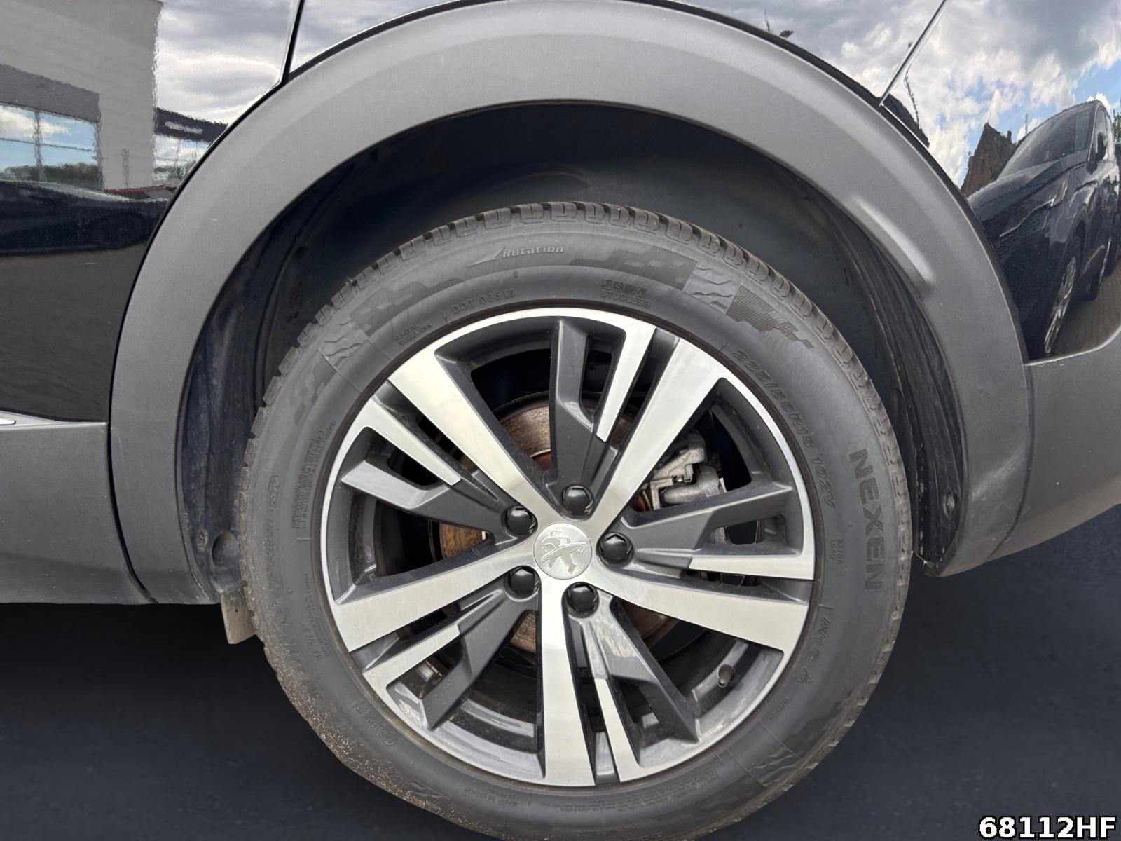 Fahrzeugabbildung Peugeot 3008 Allure Mildhybrid+8FACHBEREIFT+CARPLAY+DAB