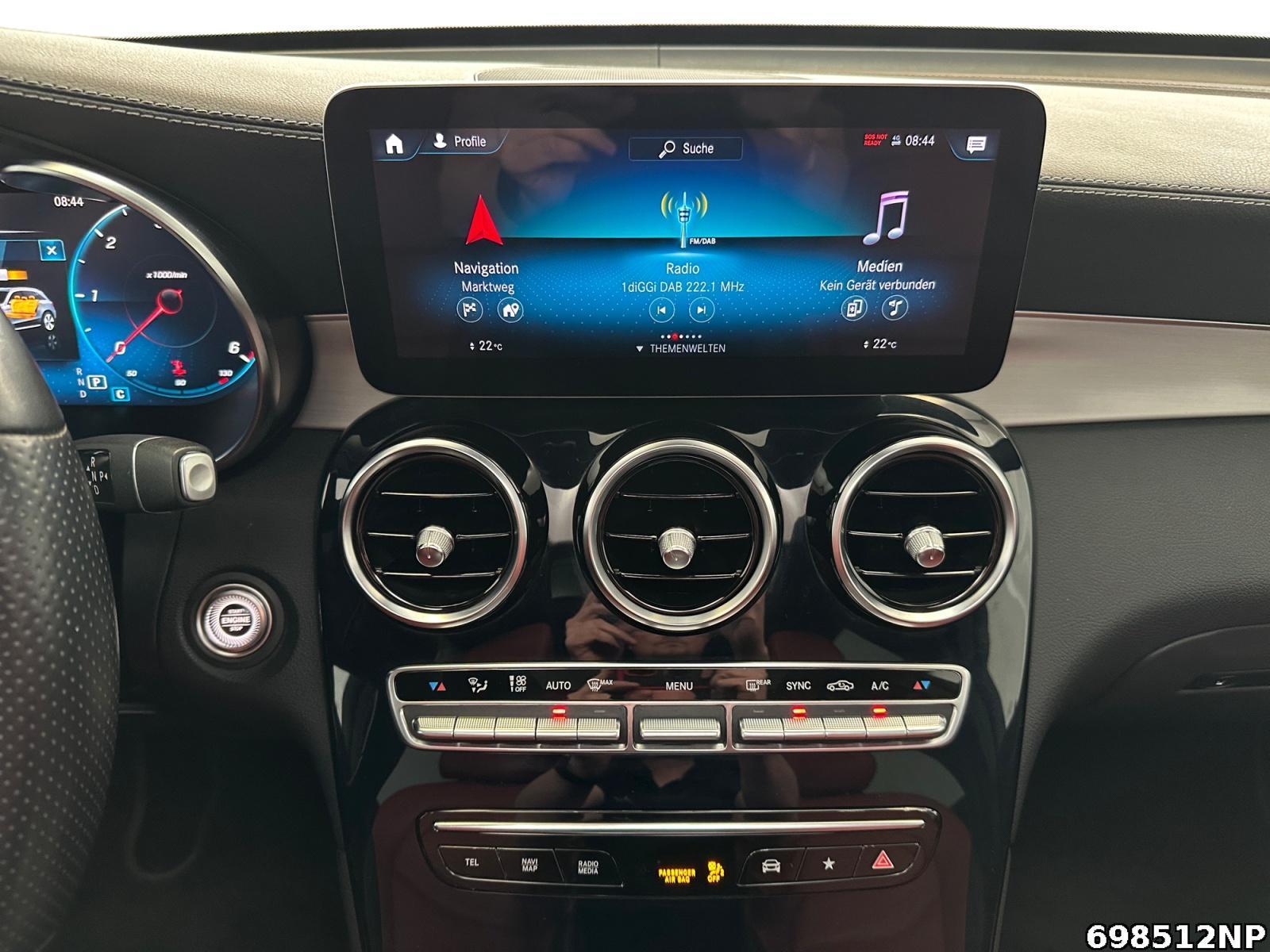 Fahrzeugabbildung Mercedes-Benz GLC 300 d 4M AMG AHK MULTIBEAM Night Pano 360°