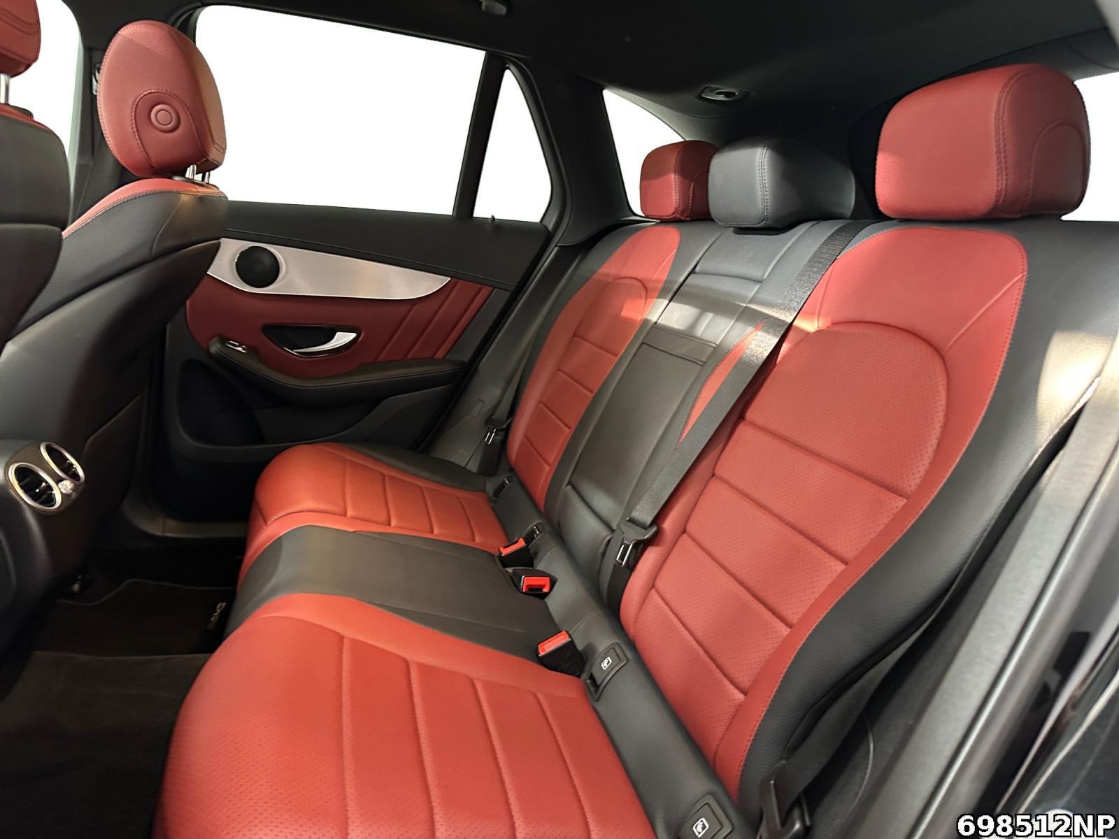 Fahrzeugabbildung Mercedes-Benz GLC 300 d 4M AMG AHK MULTIBEAM Night Pano 360°