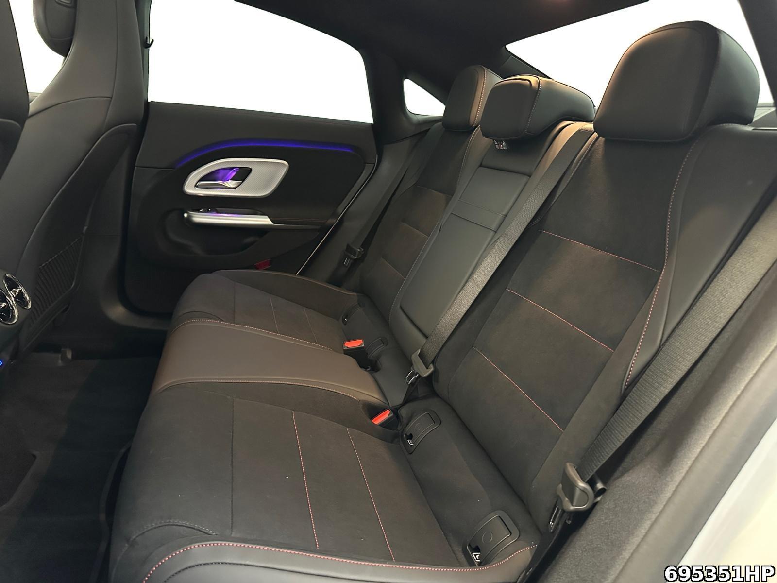 Fahrzeugabbildung Mercedes-Benz CLA 350 4MATIC +AMG+NIGHT+360°KAM+PREMIUM+