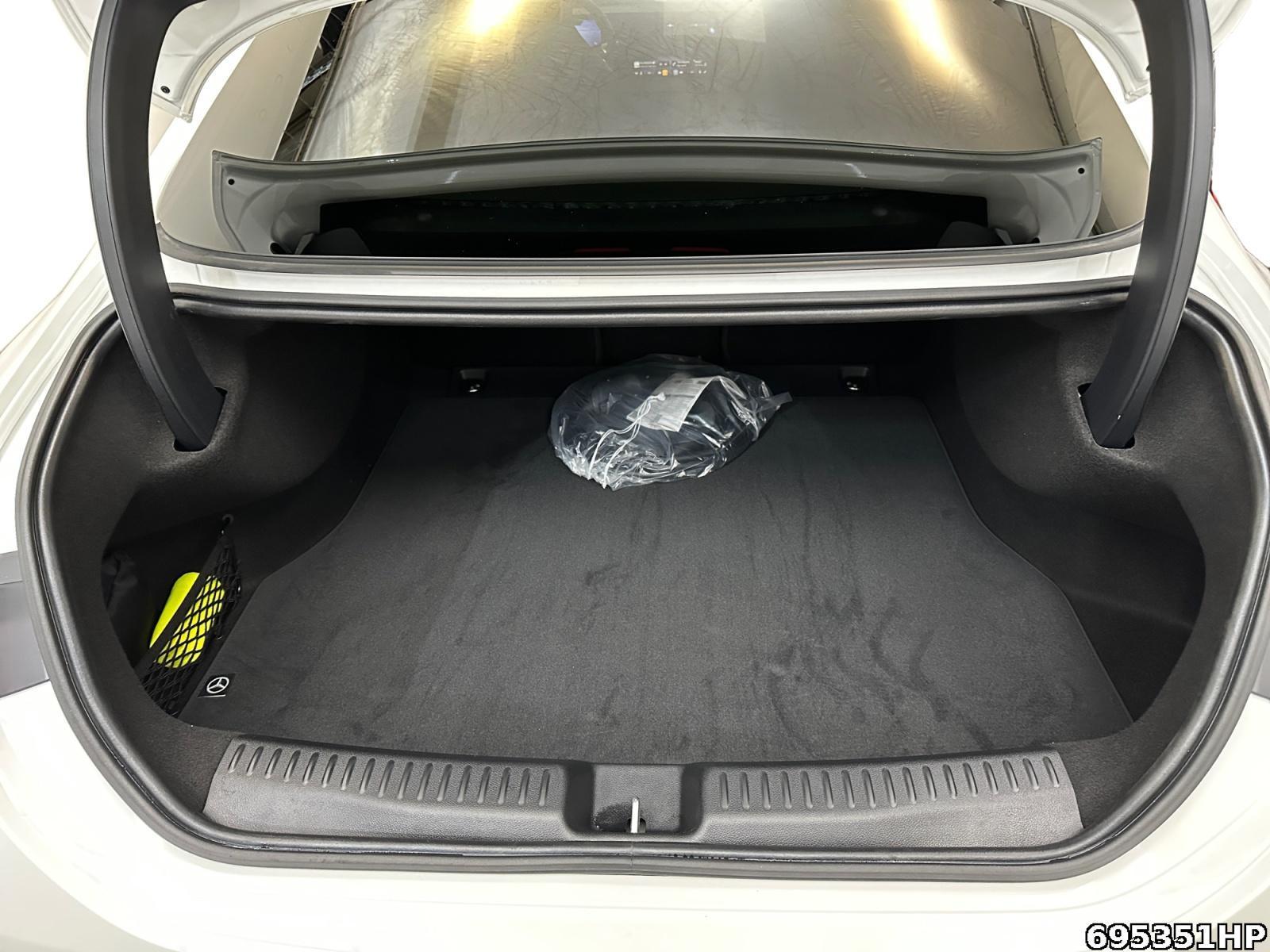 Fahrzeugabbildung Mercedes-Benz CLA 350 4MATIC +AMG+NIGHT+360°KAM+PREMIUM+