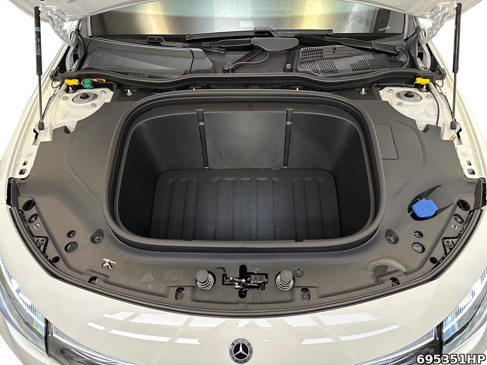 Fahrzeugabbildung Mercedes-Benz CLA 350 4MATIC +AMG+NIGHT+360°KAM+PREMIUM+