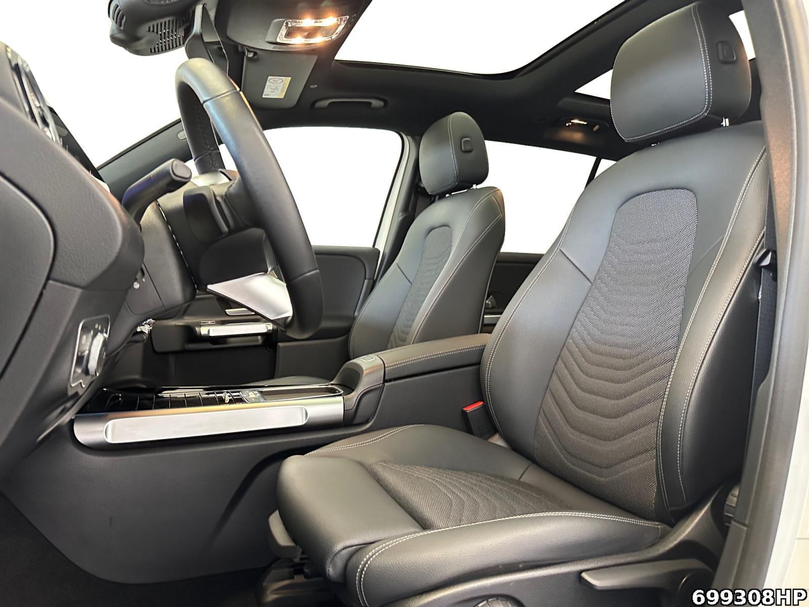 Fahrzeugabbildung Mercedes-Benz EQB 4M Progressive Pano AHK KEYLESS 360°-K.