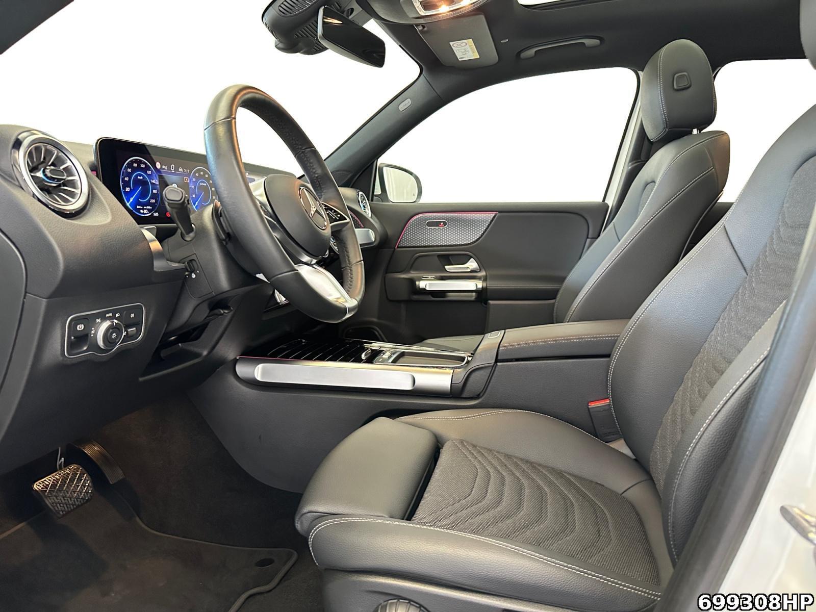 Fahrzeugabbildung Mercedes-Benz EQB 4M Progressive Pano AHK KEYLESS 360°-K.