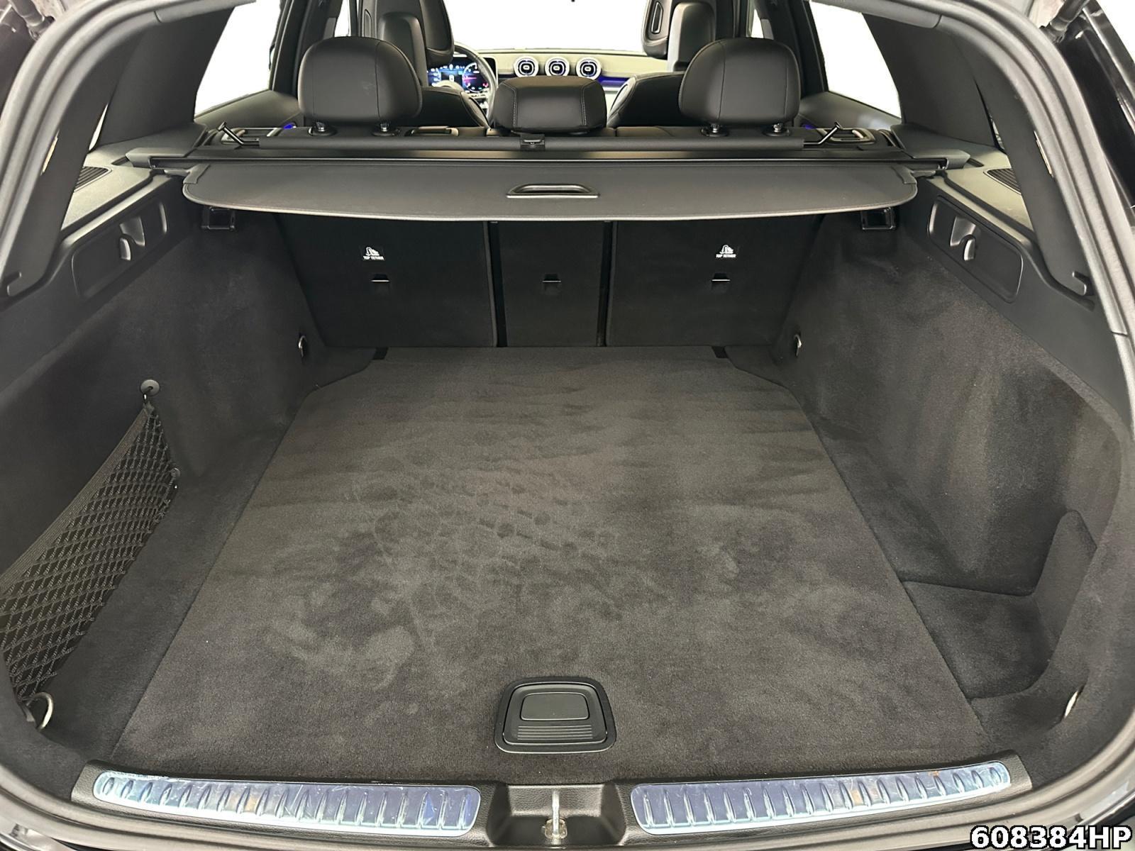 Fahrzeugabbildung Mercedes-Benz C 220 d T AMG Line Pano DIGITAL L AHK DISTRONIC