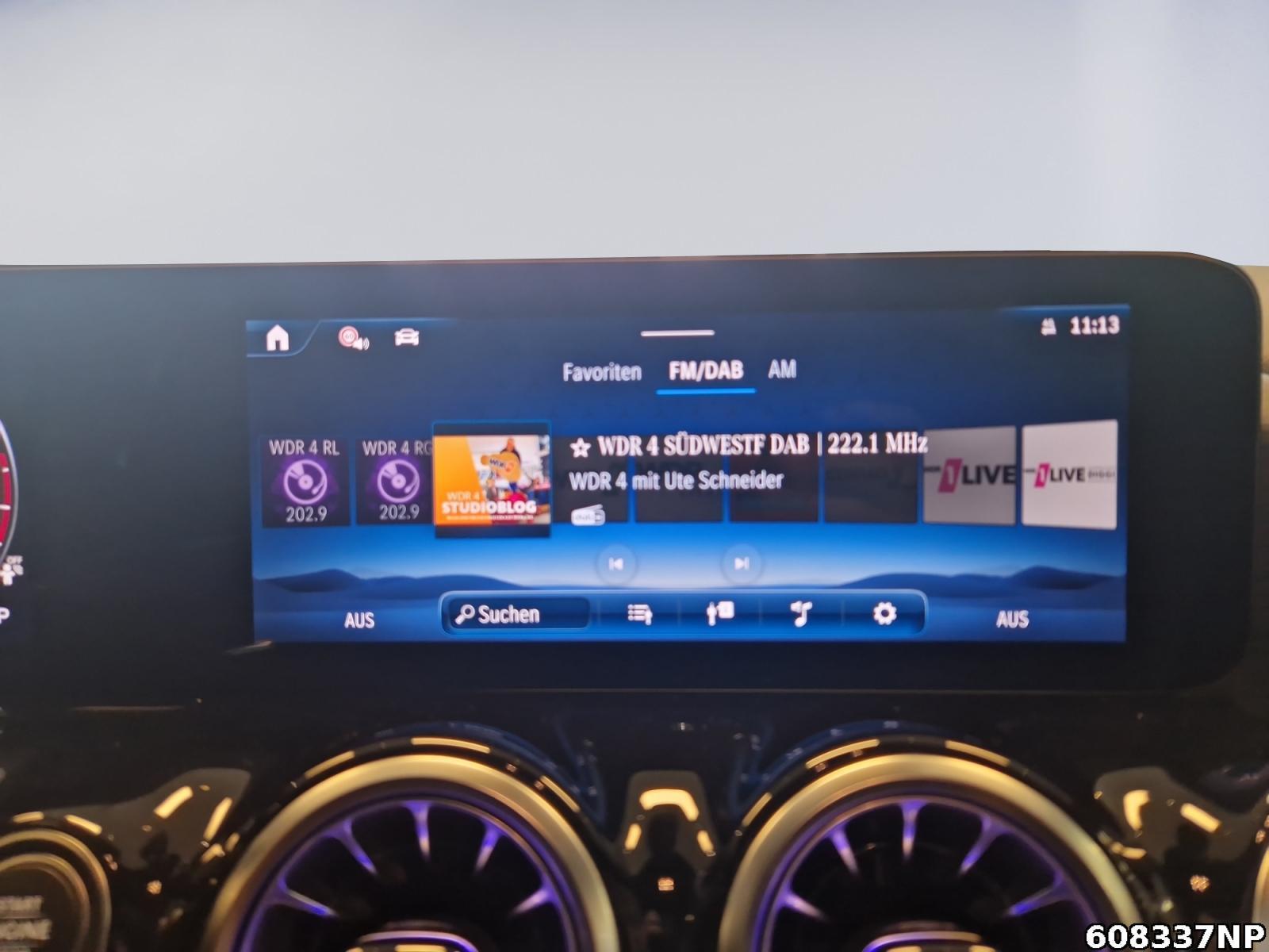 Fahrzeugabbildung Mercedes-Benz GLA 200 AMG Line Pano Night 360 Kamera