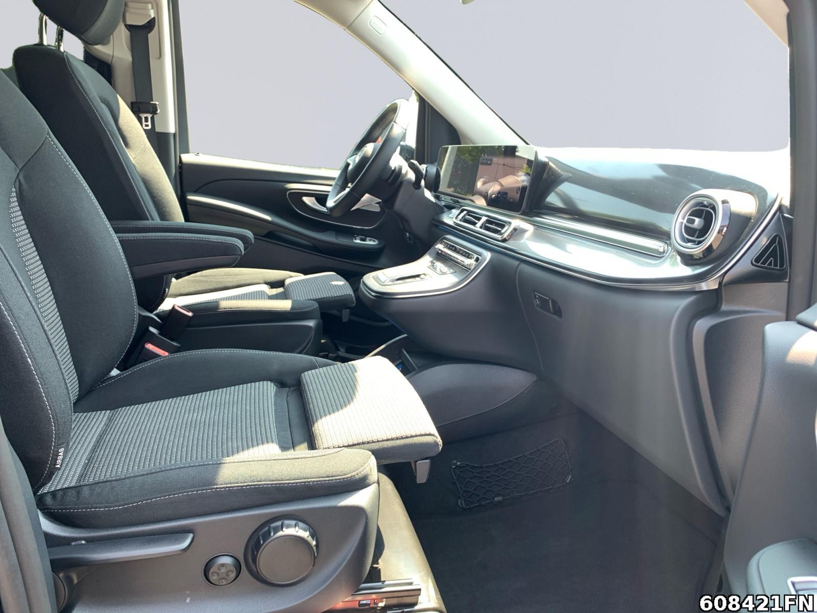 Fahrzeugabbildung Mercedes-Benz V 250 STYLE L *7 SITZE*AHK*360° KAMERA*EASY-PACK
