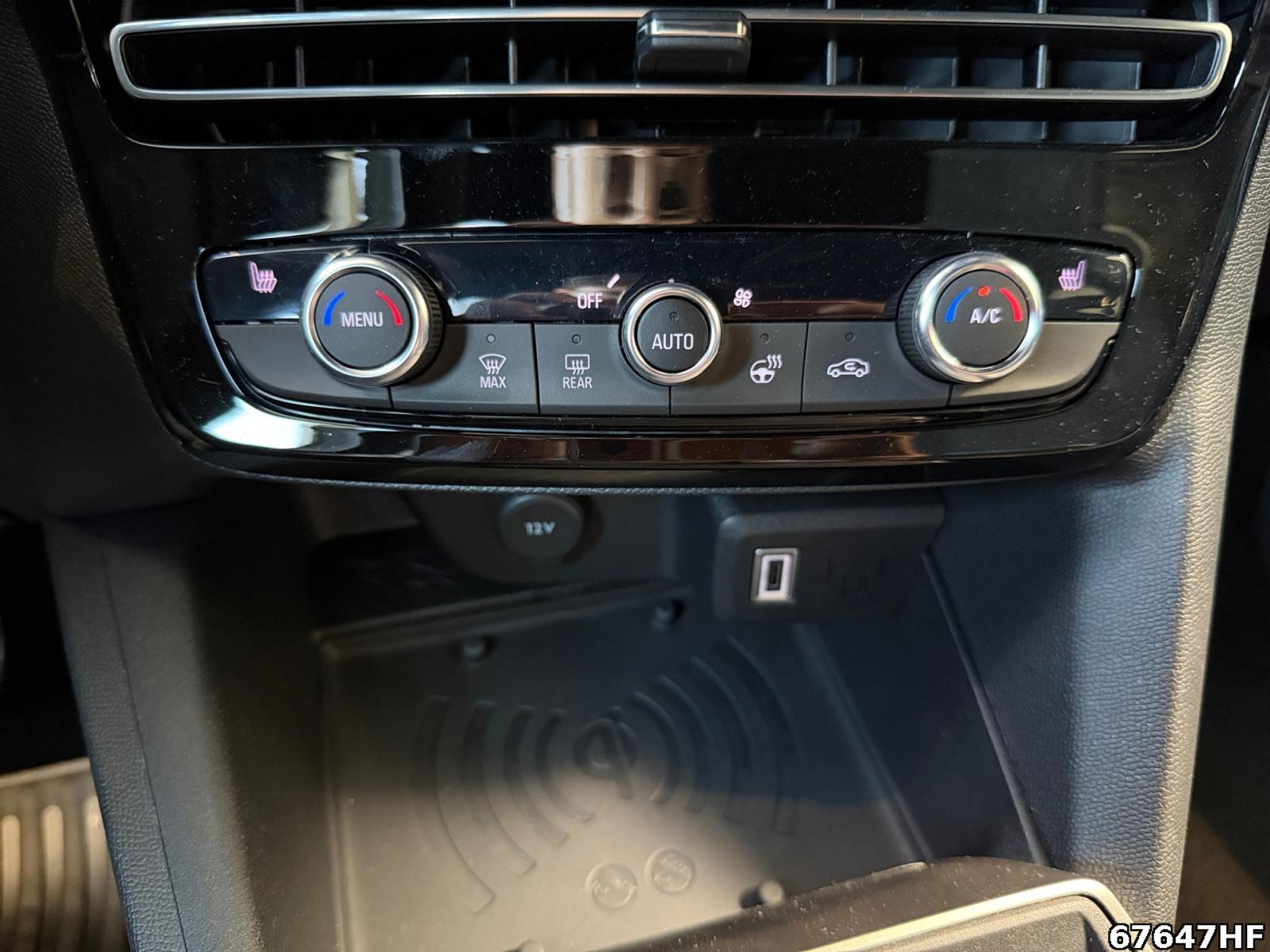 Fahrzeugabbildung Opel Mokka-e Sportsitze*Navi*Carplay*Heizung*Kamera