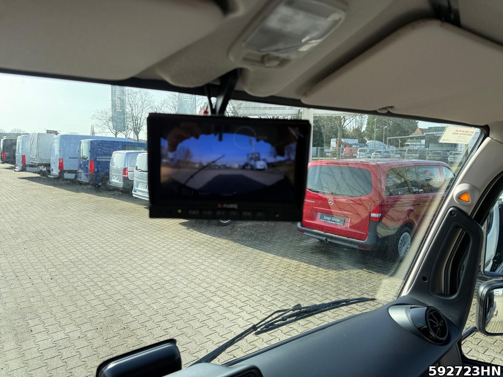 Fahrzeugabbildung FUSO Canter 7C18 HIAB Abrollkipper Vfhrzg.