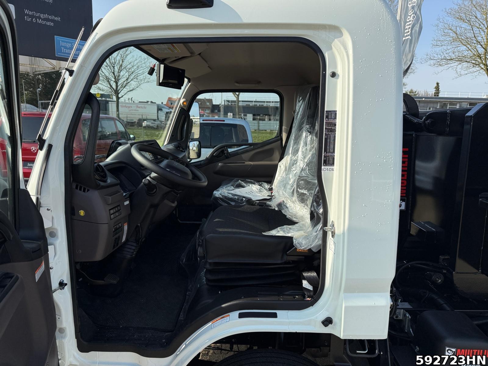 Fahrzeugabbildung FUSO Canter 7C18 HIAB Abrollkipper Vfhrzg.