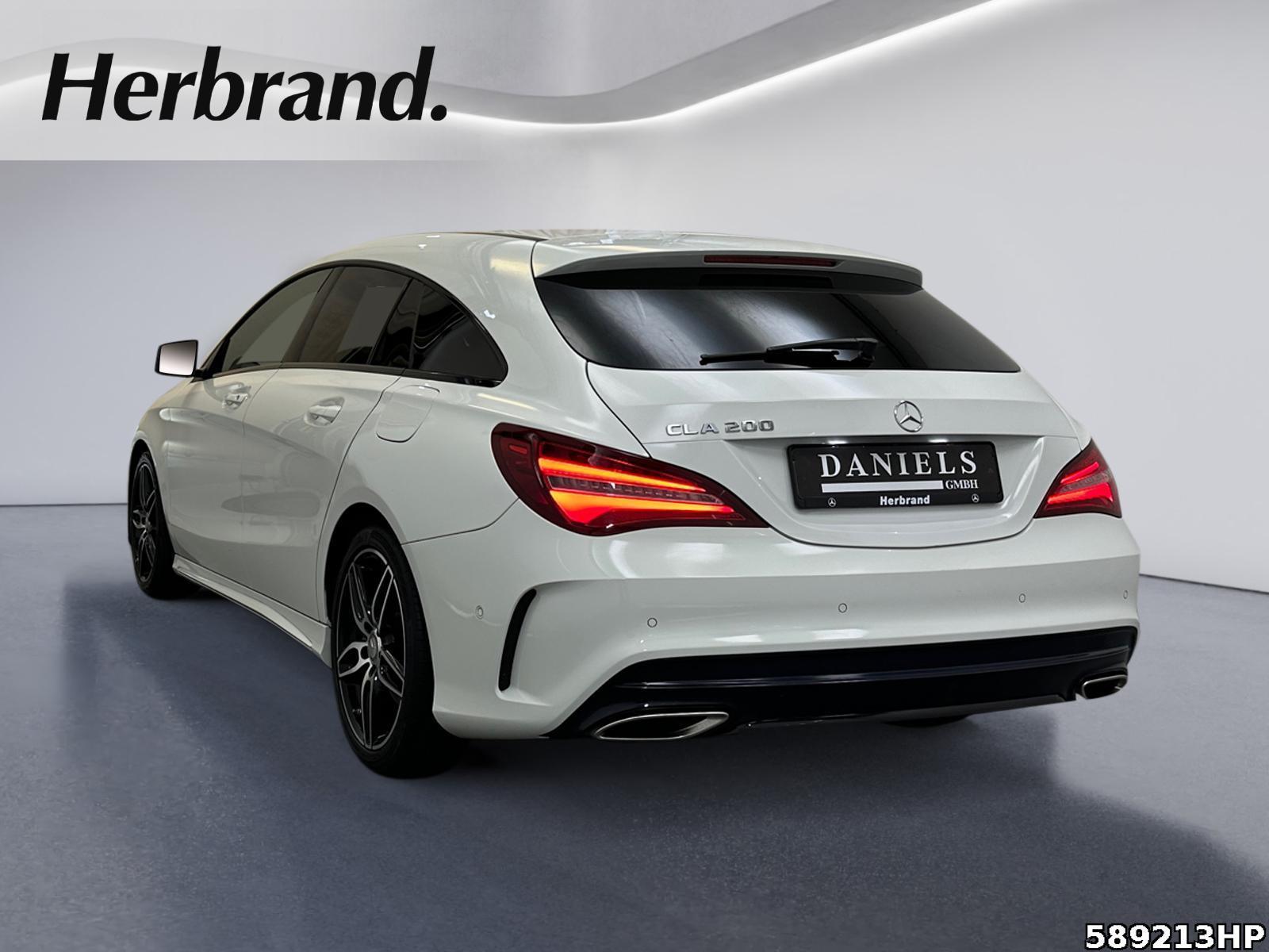 Fahrzeugabbildung Mercedes-Benz CLA 200 Shooting Brake AMG AMG Navi LED Night