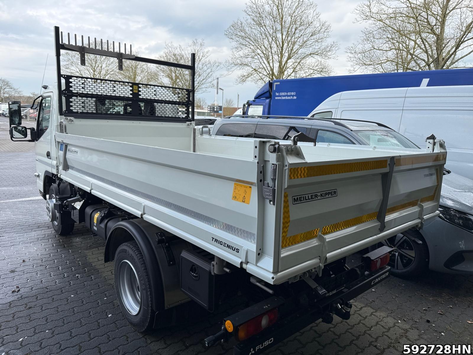 Fahrzeugabbildung FUSO Canter 7C18 Meiller-Trigenius-Kipper Vfhrzg.