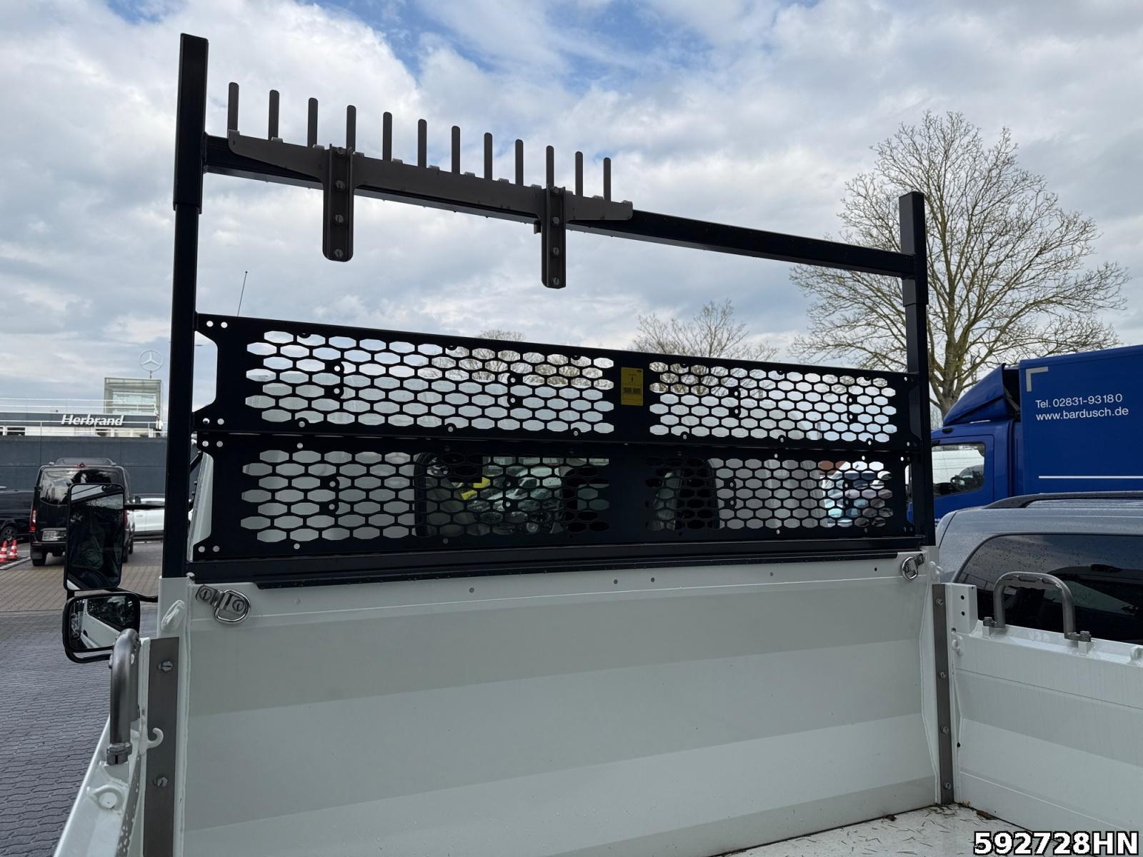 Fahrzeugabbildung FUSO Canter 7C18 Meiller-Trigenius-Kipper Vfhrzg.