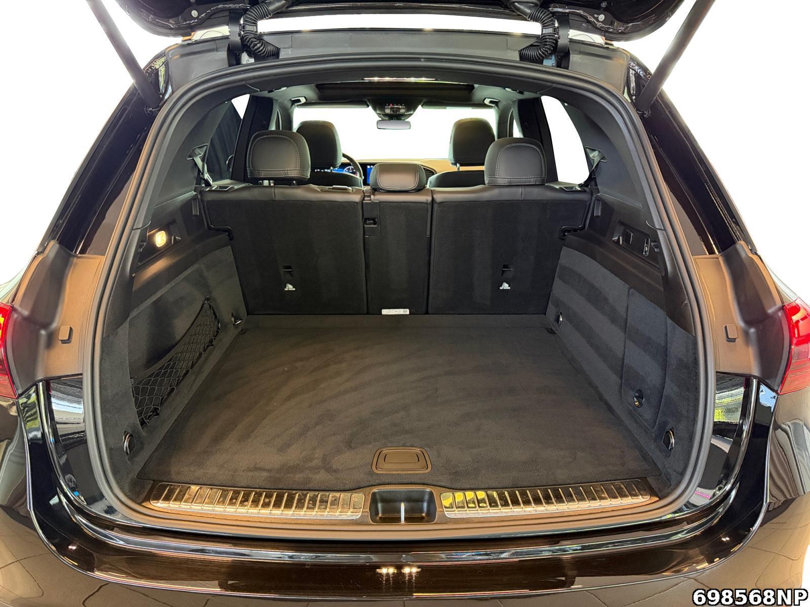 Fahrzeugabbildung Mercedes-Benz GLE 450 AMG d 4M AMG AHK Pano Burmester Airmatic