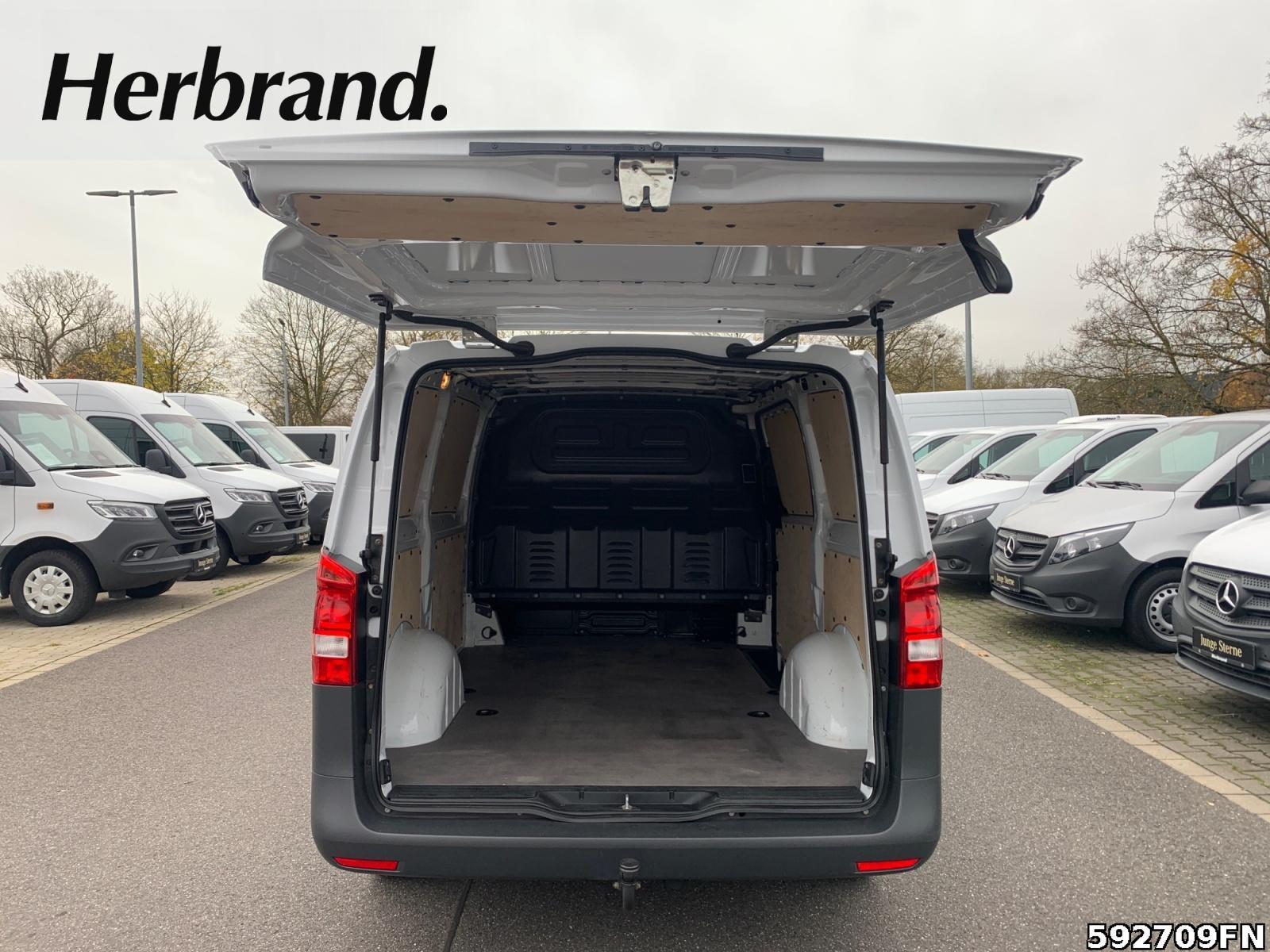 Fahrzeugabbildung Mercedes-Benz Vito 110 L **KLIMA**AHK**TEMPOMAT**DAB**