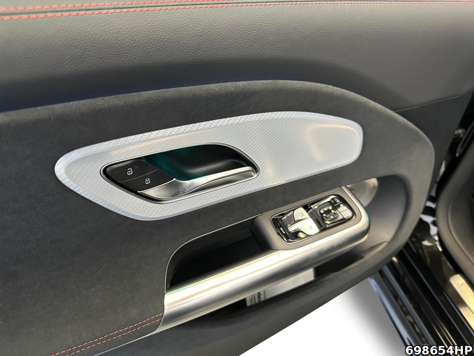 Fahrzeugabbildung Mercedes-Benz CLA 200 Shooting Brake +AMG+NIGHT+BURMESTER+MULTIBEAM+DISTR