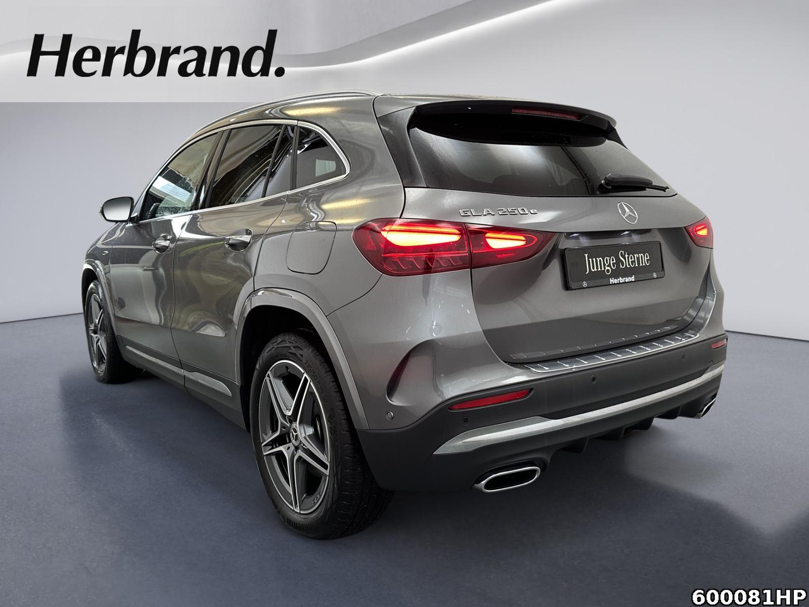 Fahrzeugabbildung Mercedes-Benz GLA 250 e AMG Memory 360° DISTRONIC BURMESTER