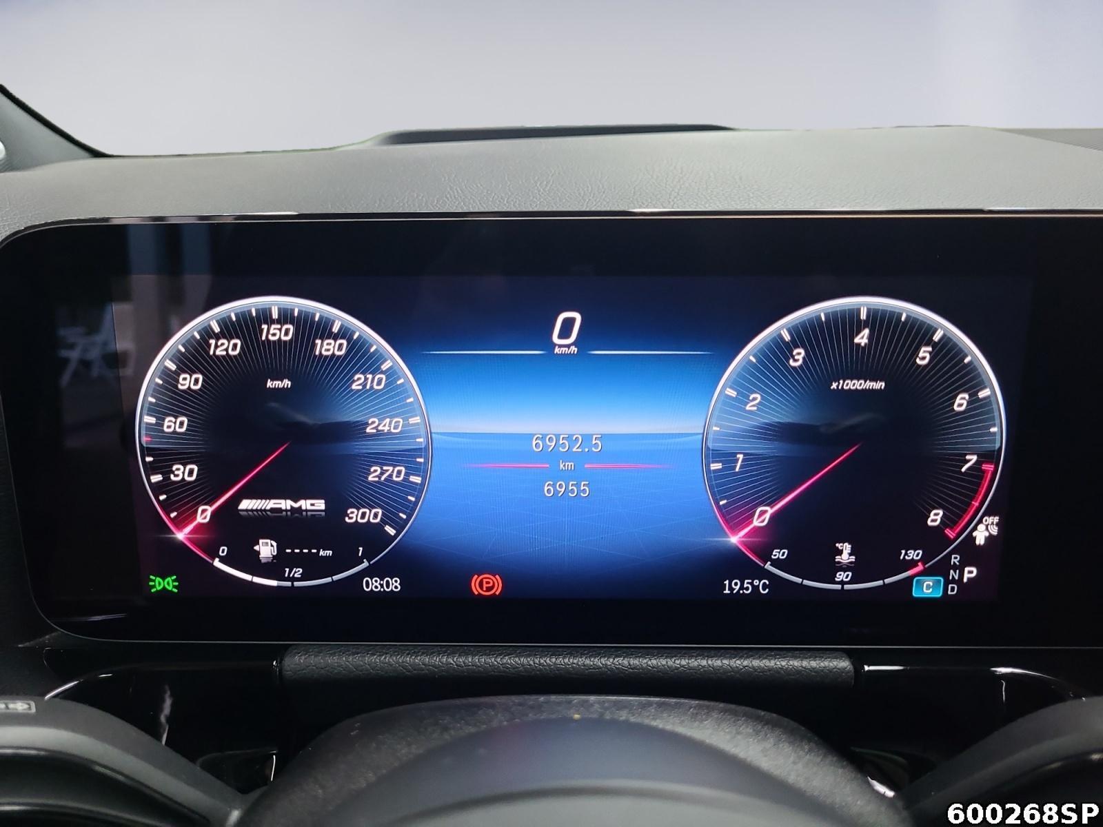 Fahrzeugabbildung Mercedes-Benz GLA 45 AMG S 4M+ Burm. Night Pano Multibeam AHK