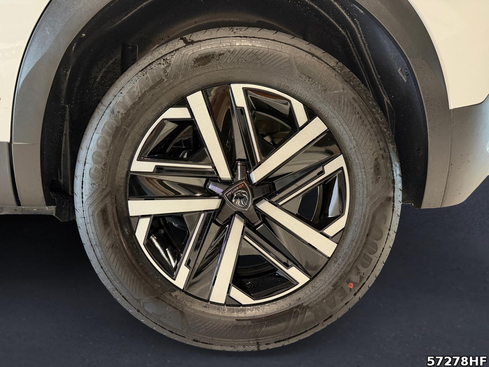 Fahrzeugabbildung Peugeot 2008 Style Hybrid*Caplay*Sitzheizung*