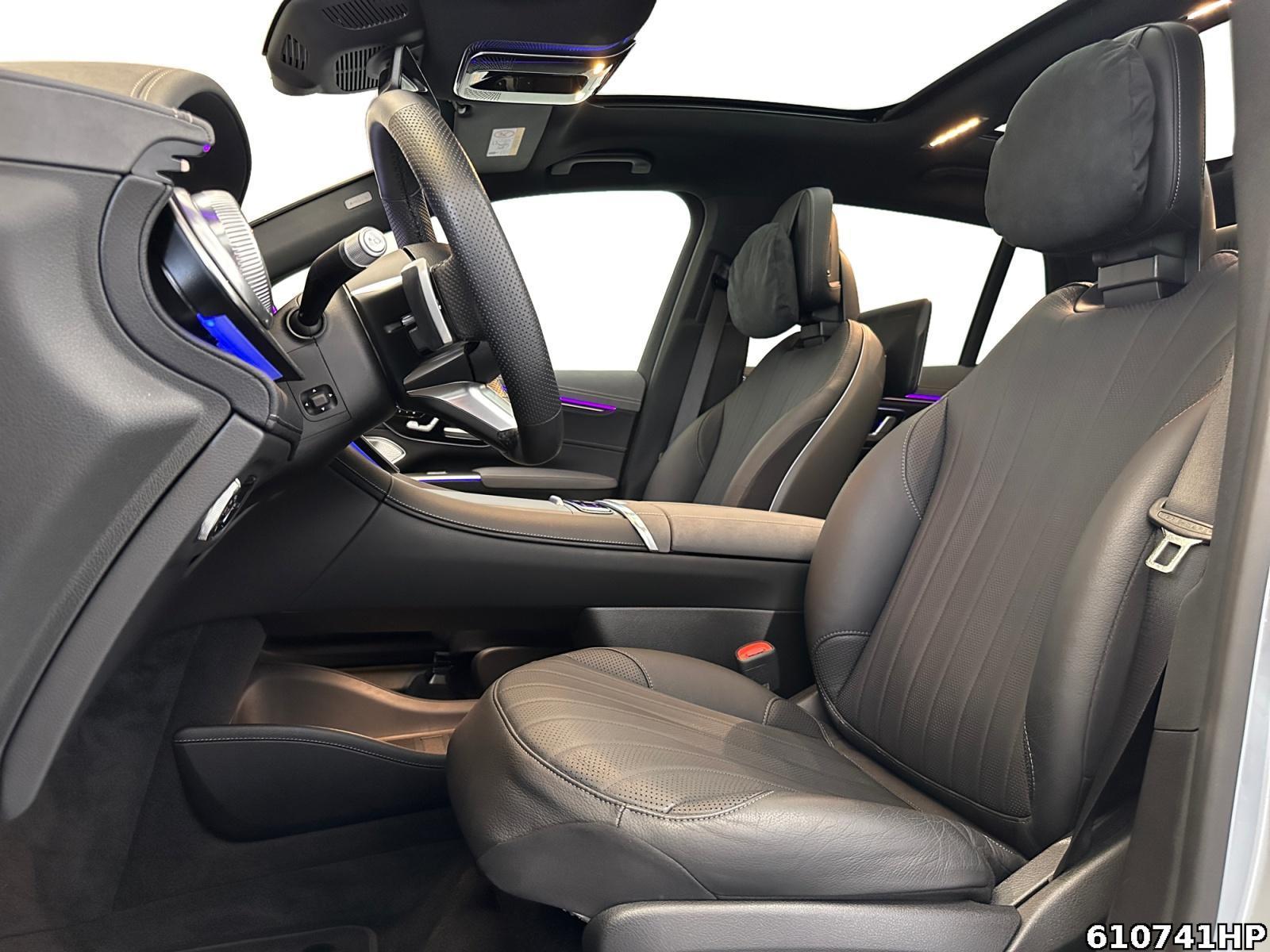 Fahrzeugabbildung Mercedes-Benz EQS SUV 450 4M AMG PanoAHK AirmaticHypersc 360°