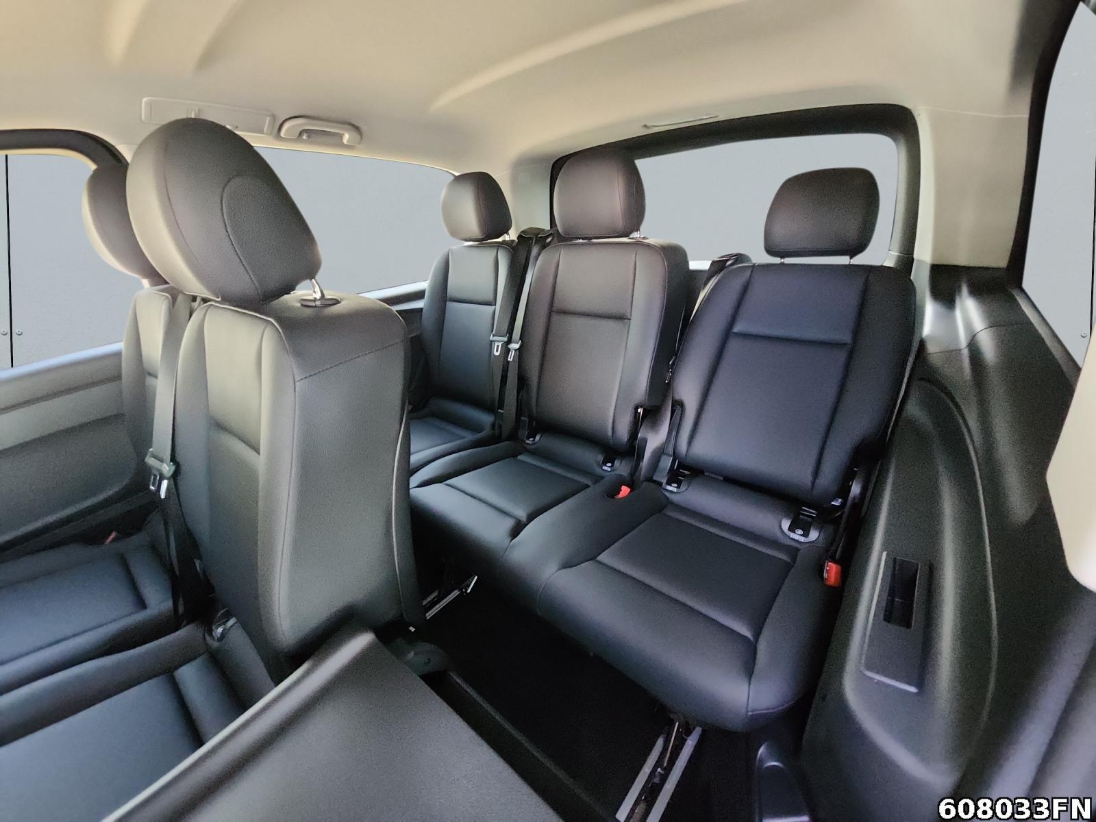 Fahrzeugabbildung Mercedes-Benz Vito 116 Tourer Select* NEU*LED*
