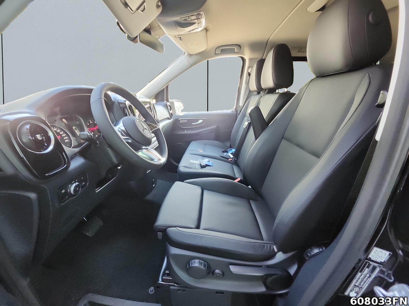 Fahrzeugabbildung Mercedes-Benz Vito 116 Tourer Select* NEU*LED*