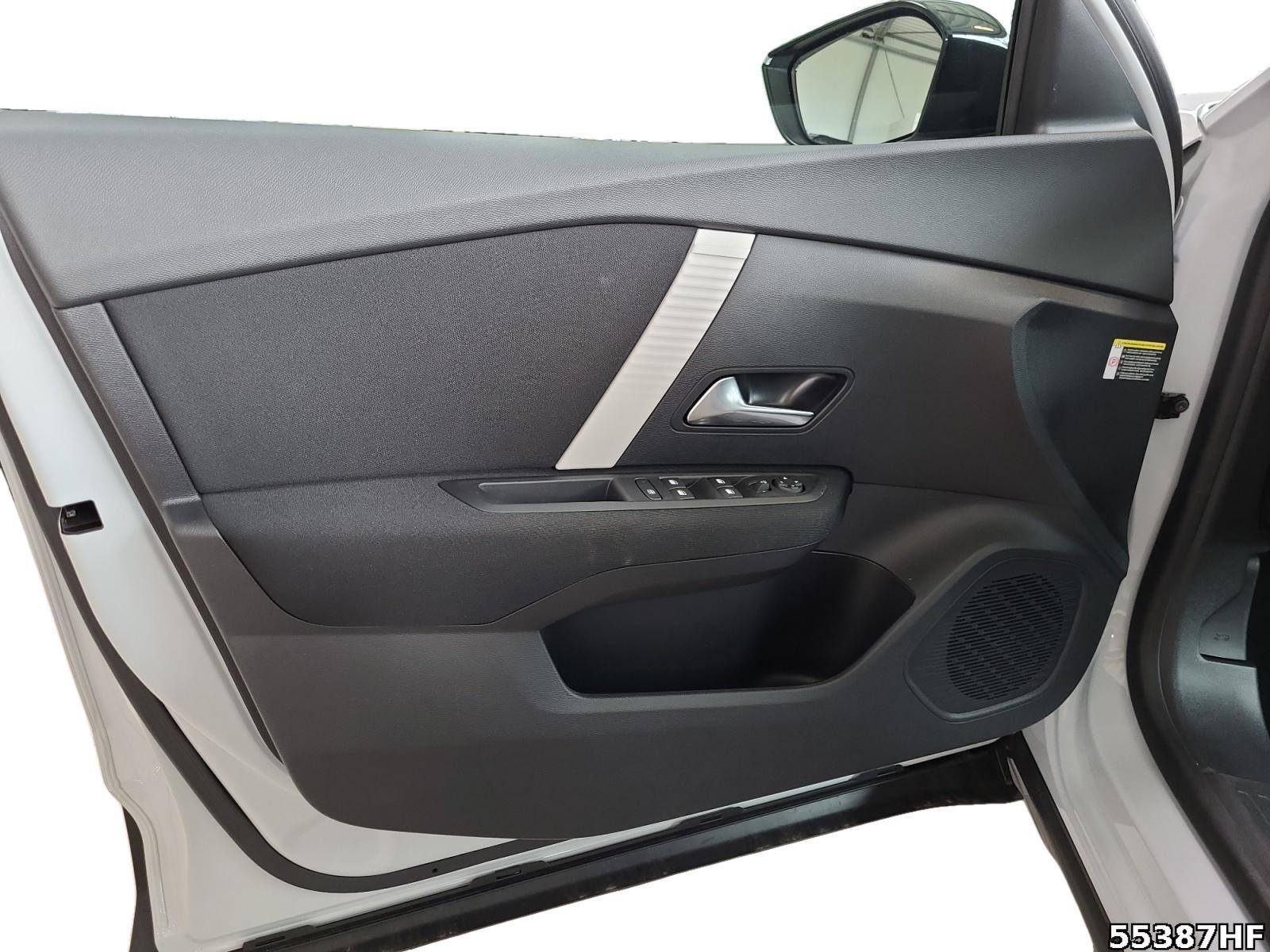 Fahrzeugabbildung Citroën C4 X Verbrenner Plus*Sitzheizung*Carplay*