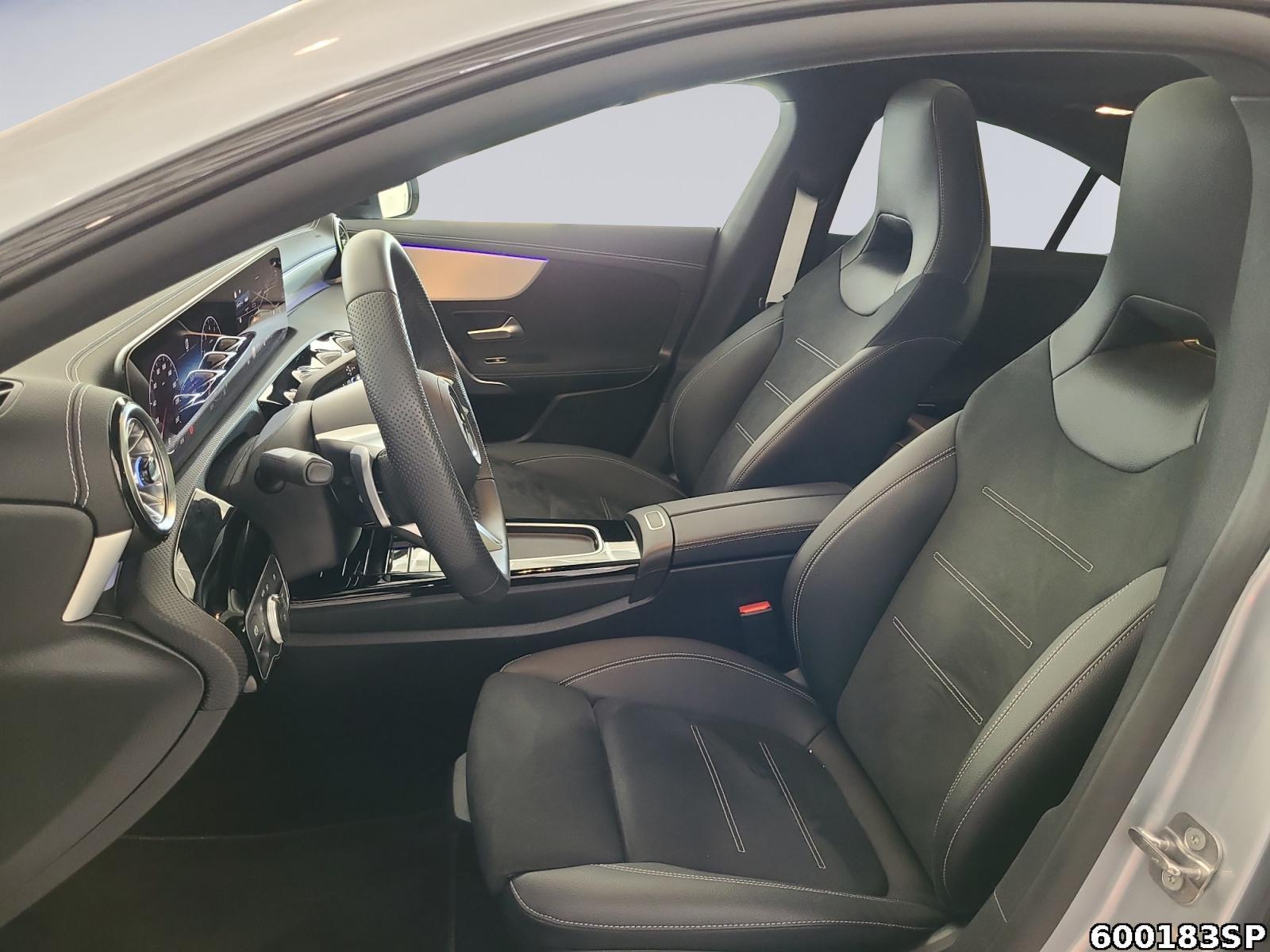 Fahrzeugabbildung Mercedes-Benz CLA 200 AMG