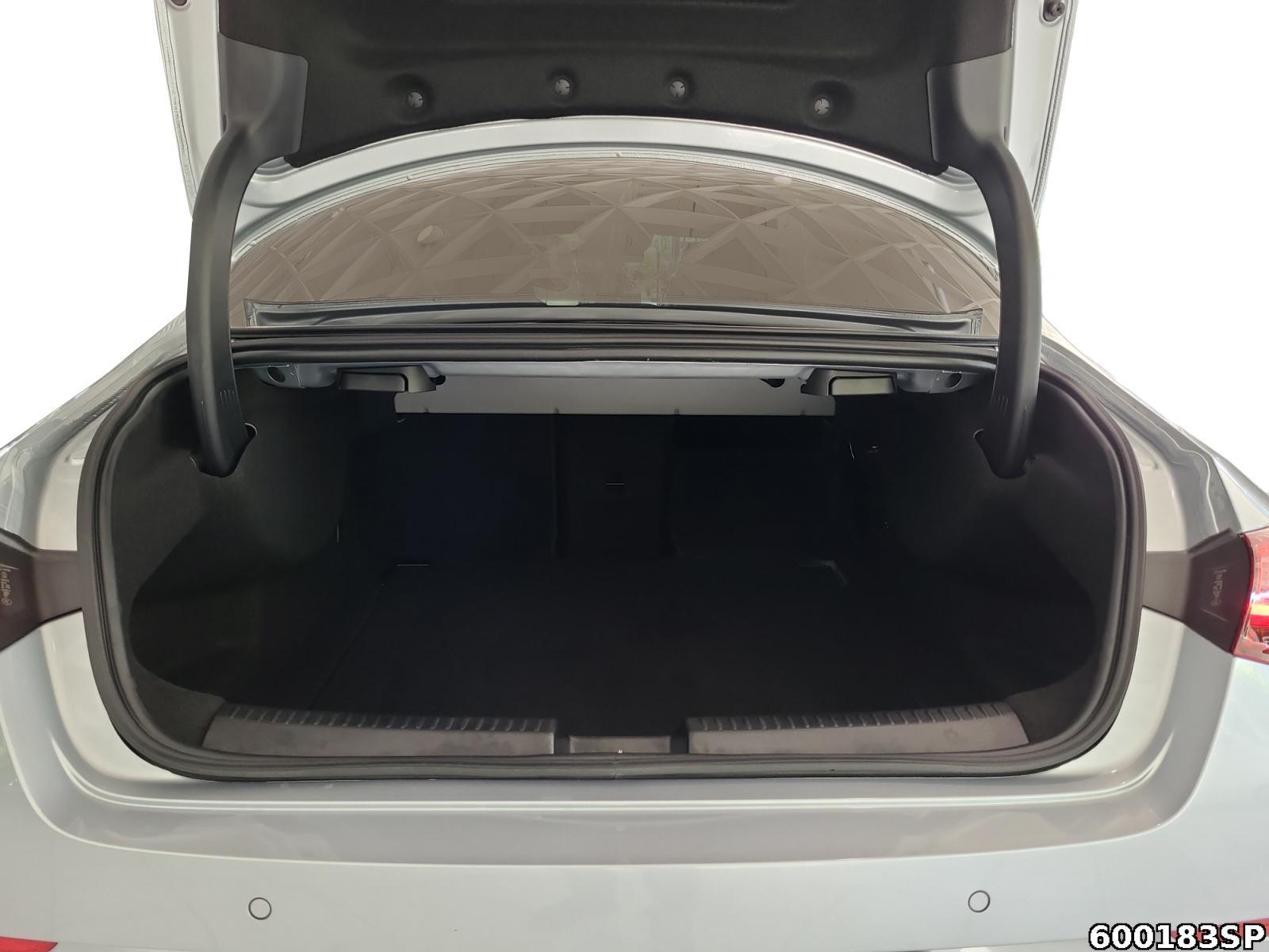 Fahrzeugabbildung Mercedes-Benz CLA 200 AMG