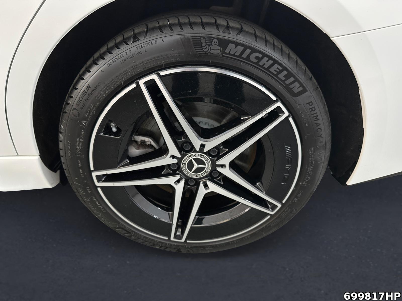 Fahrzeugabbildung Mercedes-Benz C 300 e T AMG Night AHK 360° Distronic Memory