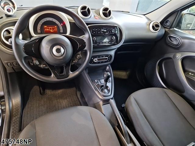 Fahrzeugabbildung Smart ForFour EQ Cool & Audio Sitzhzg DAB 22Kw-Lader