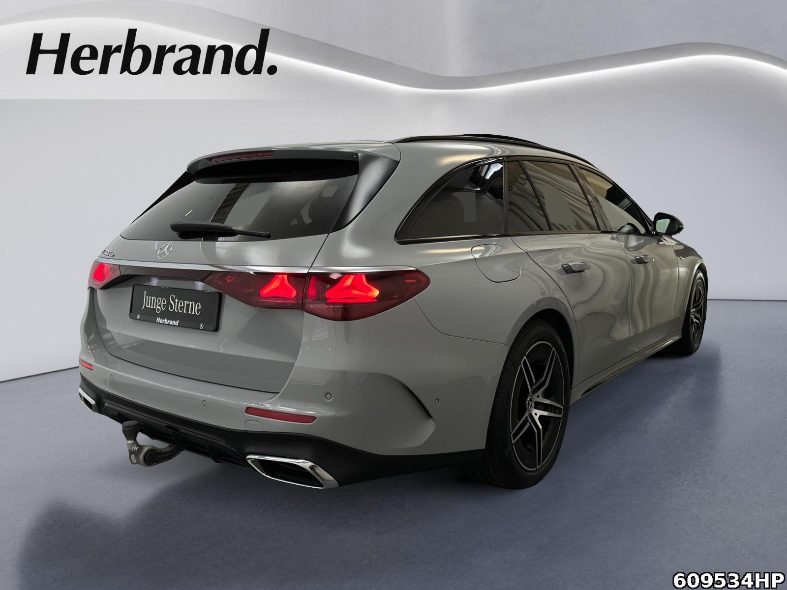 Fahrzeugabbildung Mercedes-Benz E 300 T AMG Burmester 4D Panorama AHK Nightp.