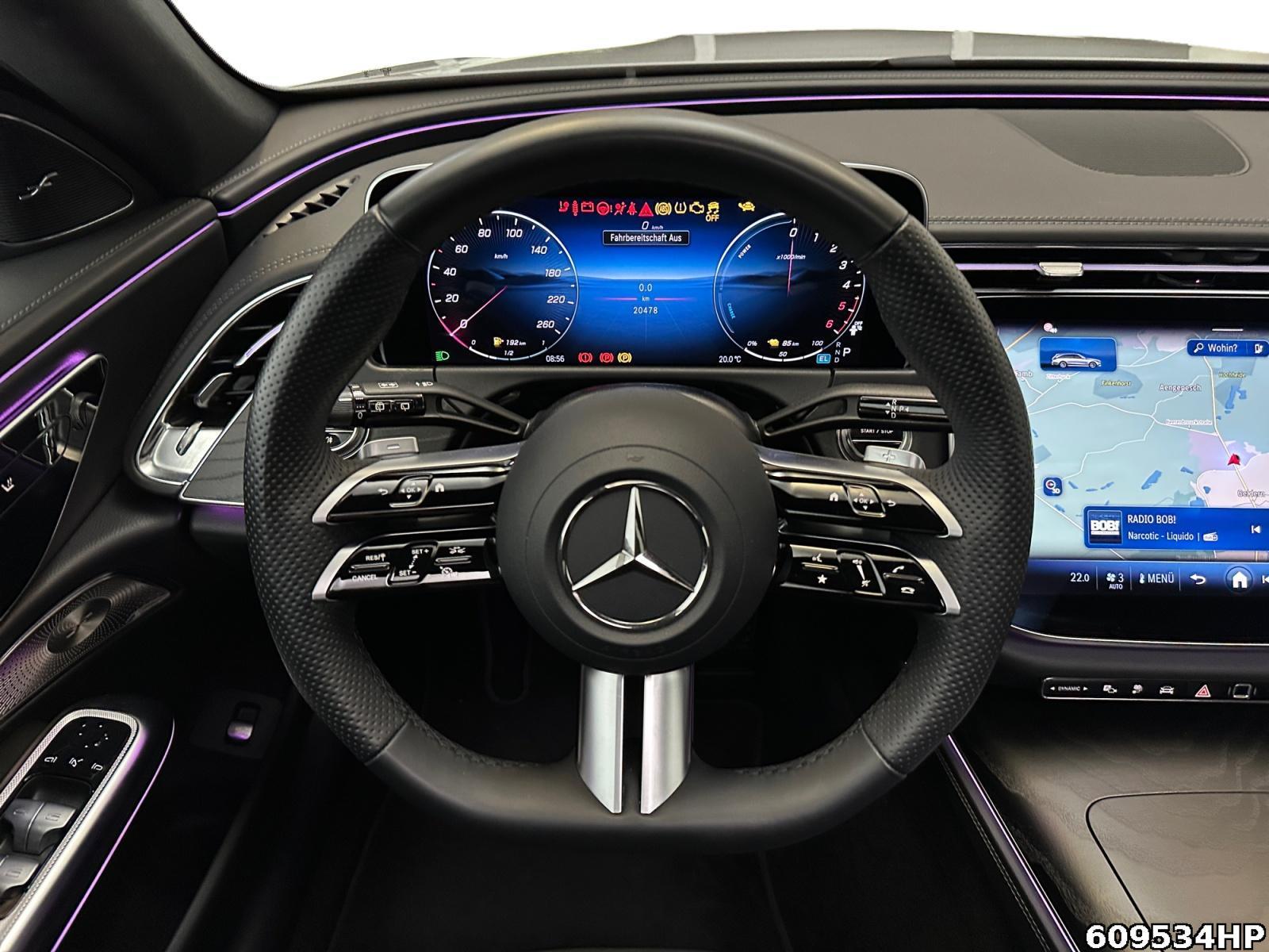 Fahrzeugabbildung Mercedes-Benz E 300 T AMG Burmester 4D Panorama AHK Nightp.